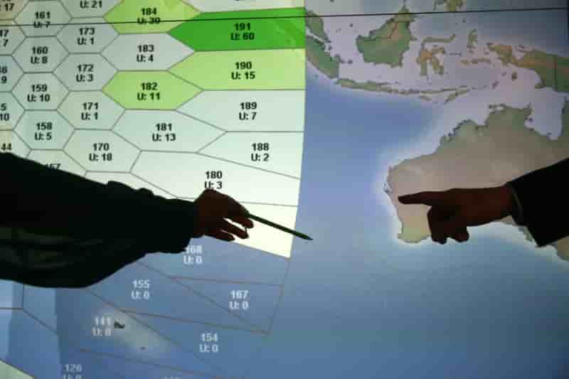 Eutelsat ne fera pas d'offre sur inmarsat, le titre bondit