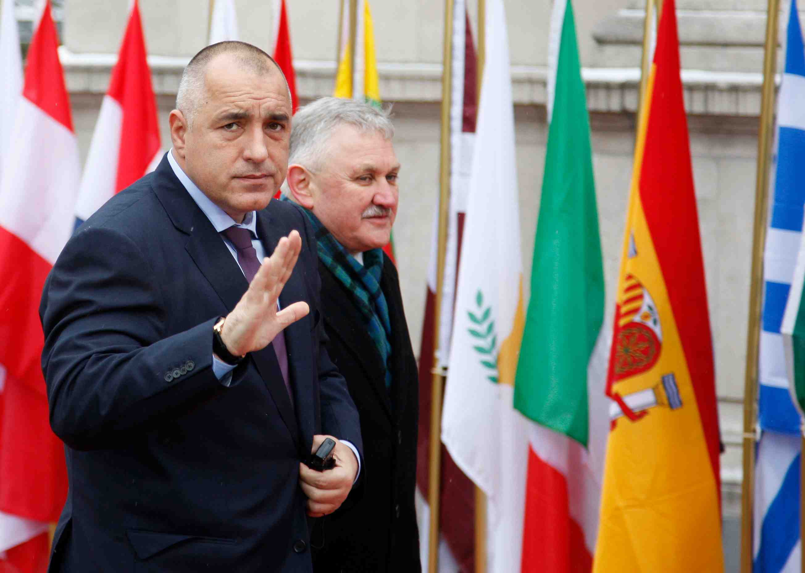 Bulgarie: le premier ministre offre sa demission contre une revision de la constitution