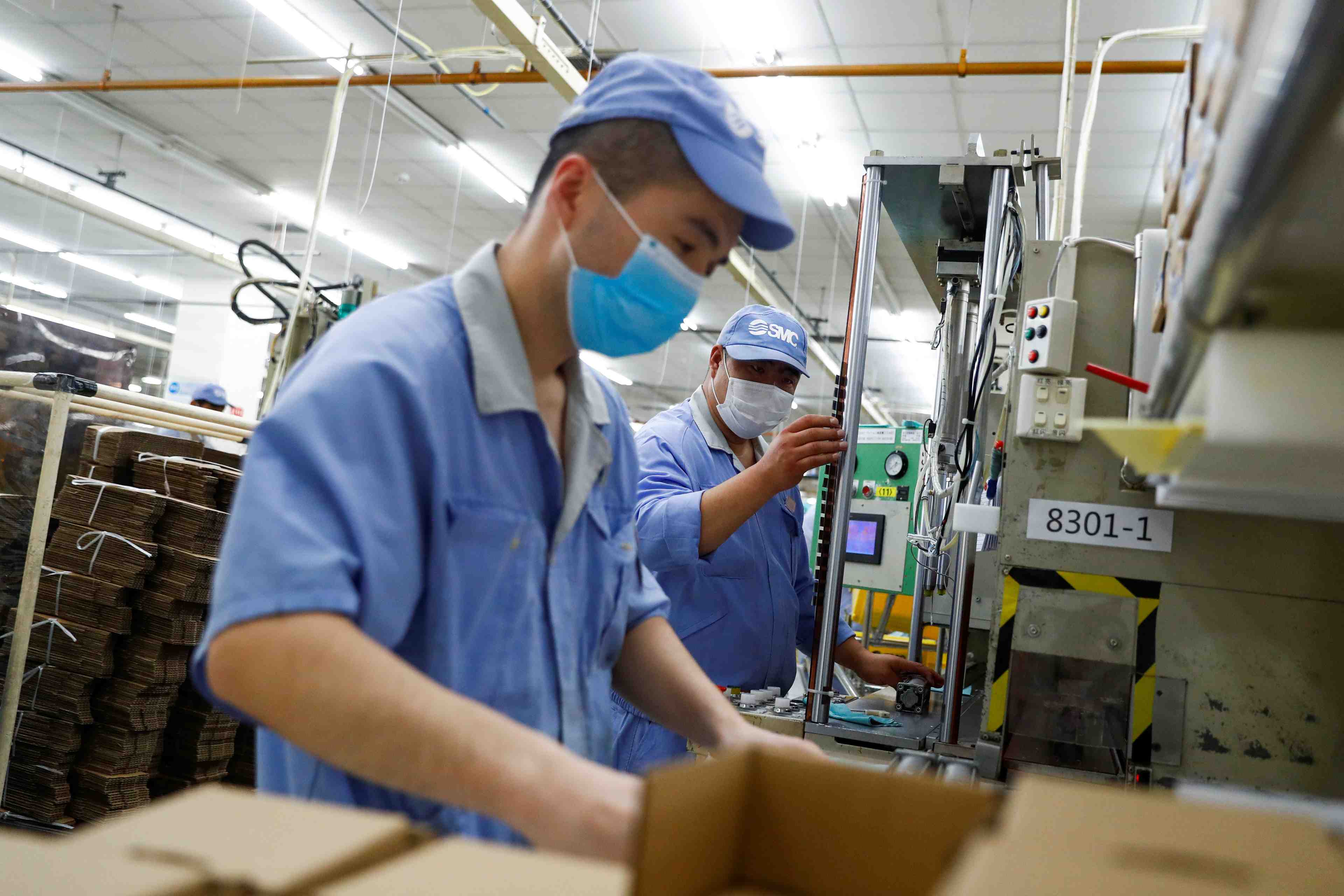 Chine: l'activite industrielle progresse legerement en octobre
