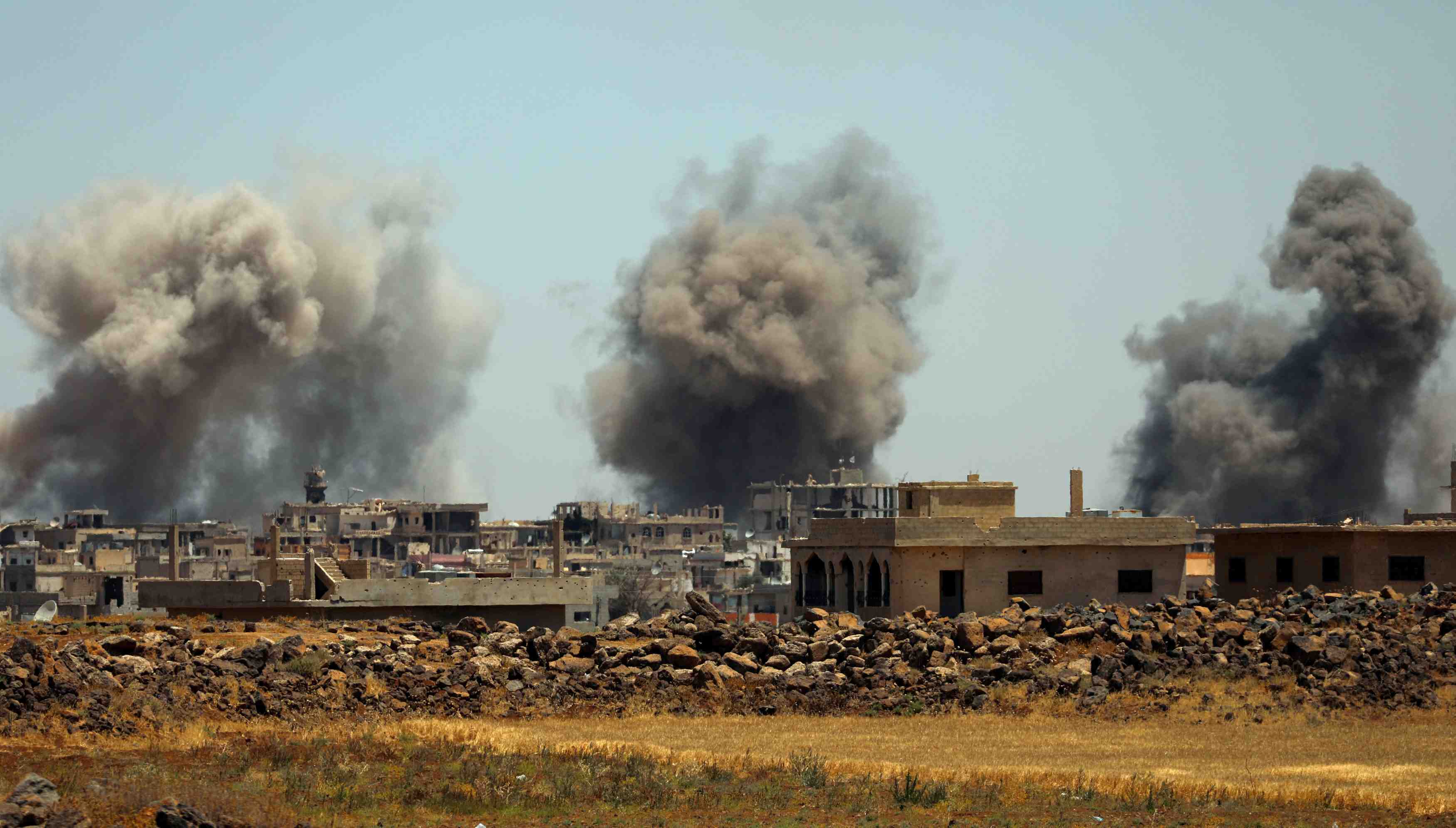 L'armee syrienne poursuit son offensive dans le sud du pays