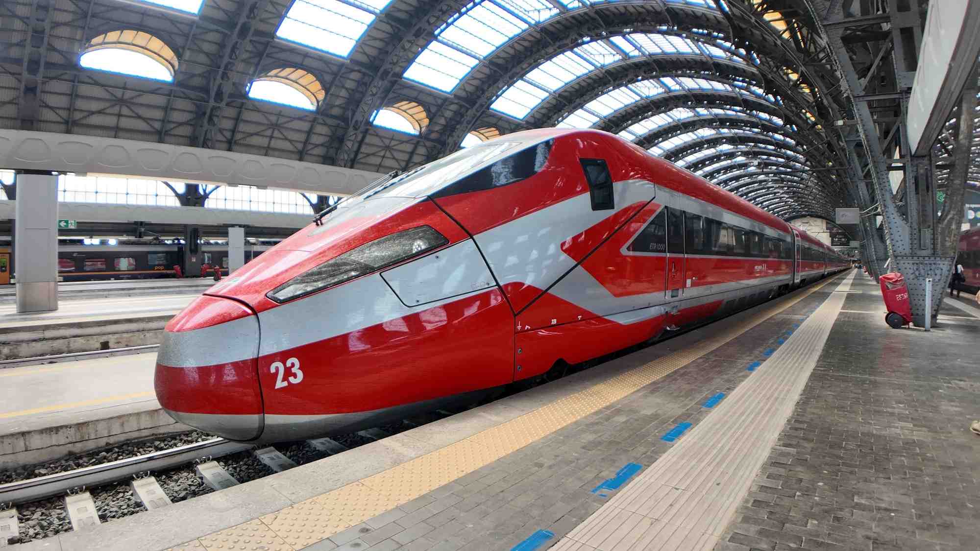 Trenitalia recevra les nouveaux modèles de Frecciarossa (ETR1000) à partir de 2025.