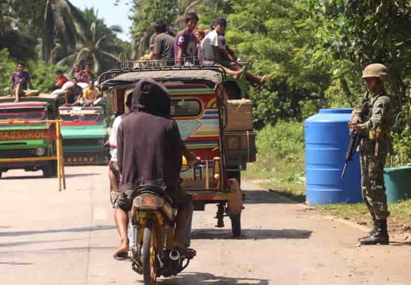 Affrontements meurtriers entre l'armee et abou sayyaf aux philippines