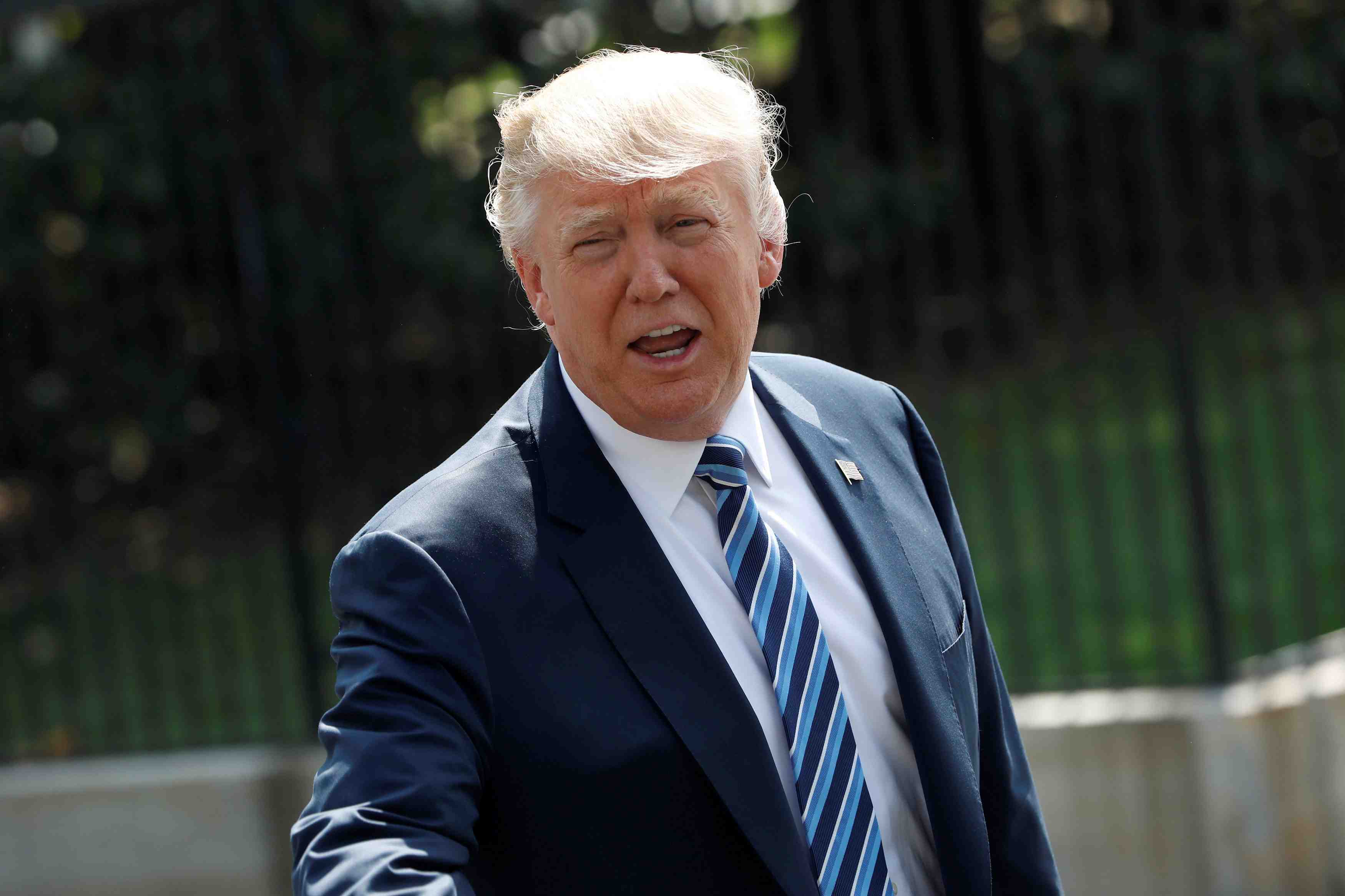Libre-echange: trump pourrait negocier avec l'ue avant la gb