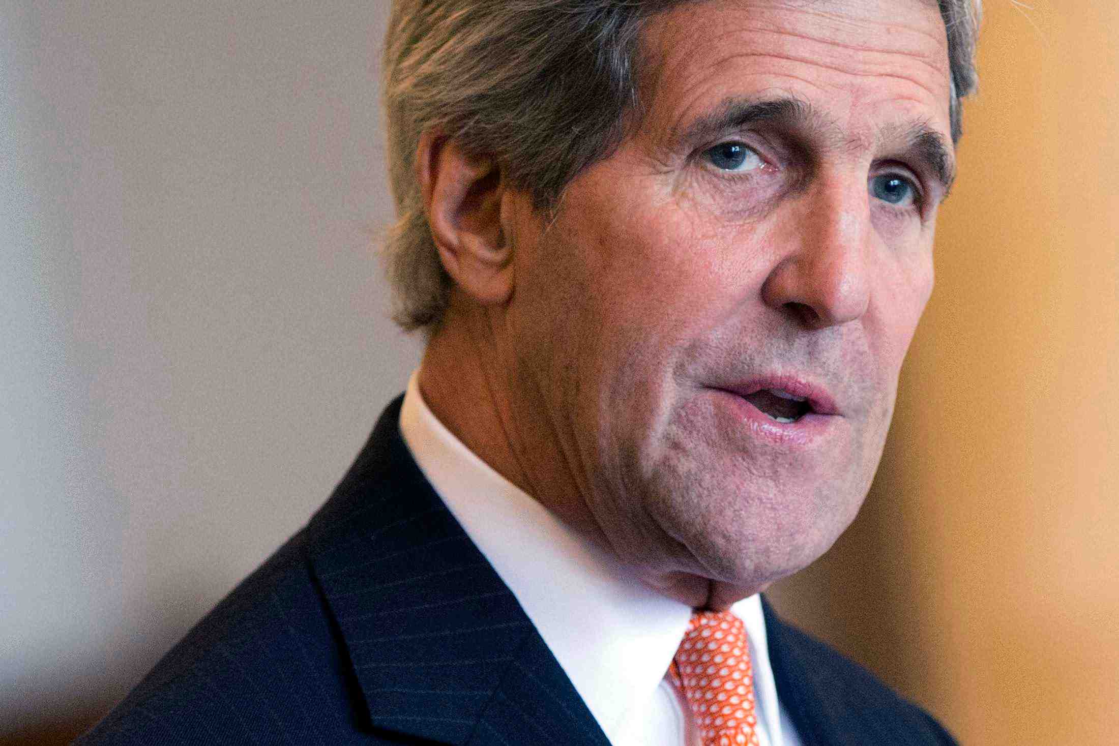 Kerry dit qu'exiger que l'iran capitule n'est pas une solution