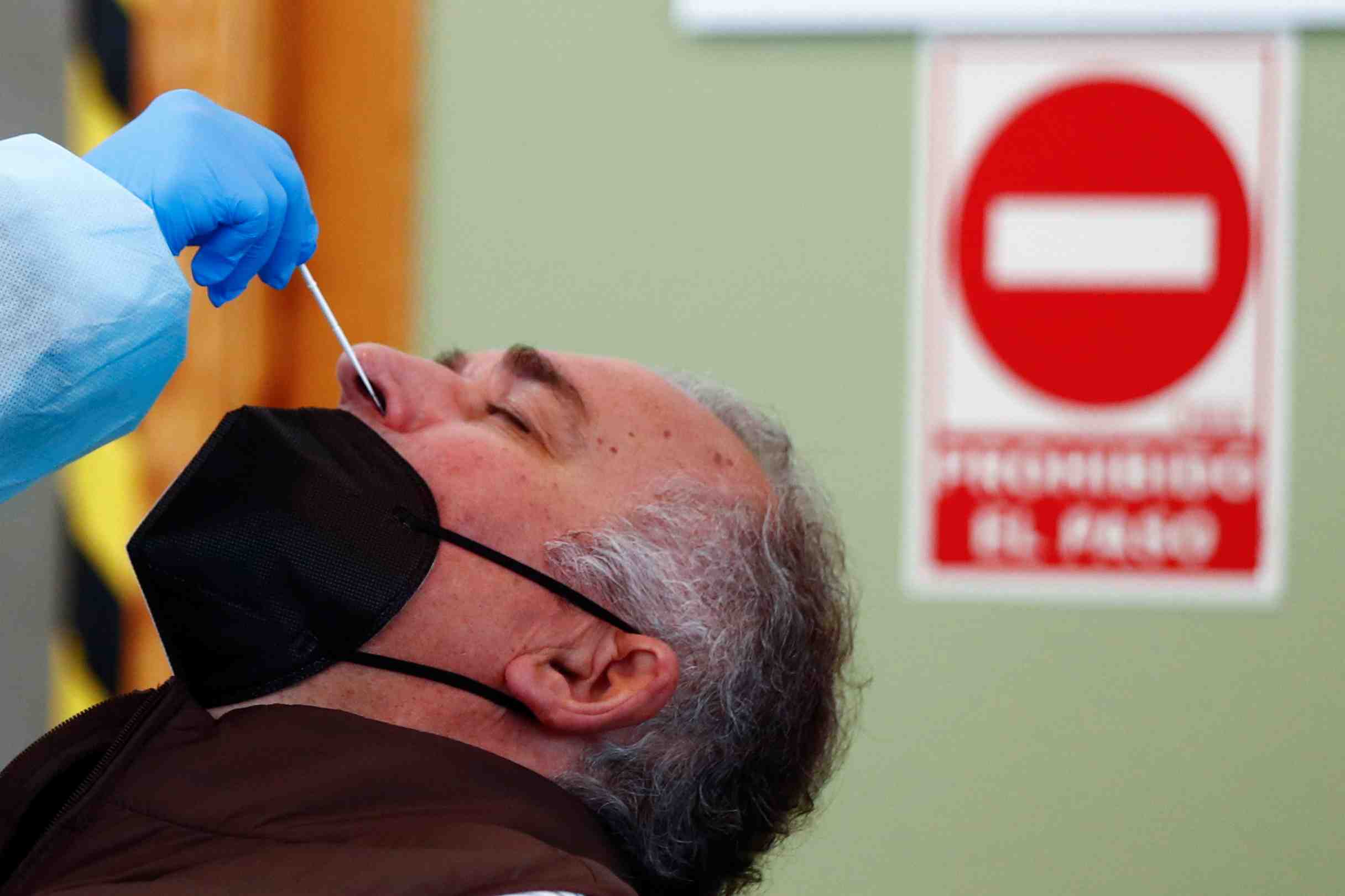 Coronavirus: en espagne, 14.515 nouveaux cas et 388 deces