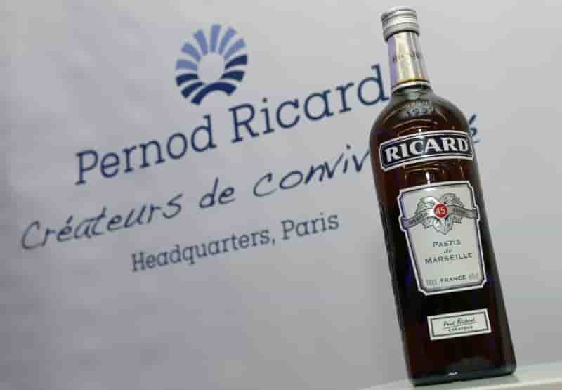 Pernod ricard ralentit legerement au troisieme trimestre avec la chine et l'inde