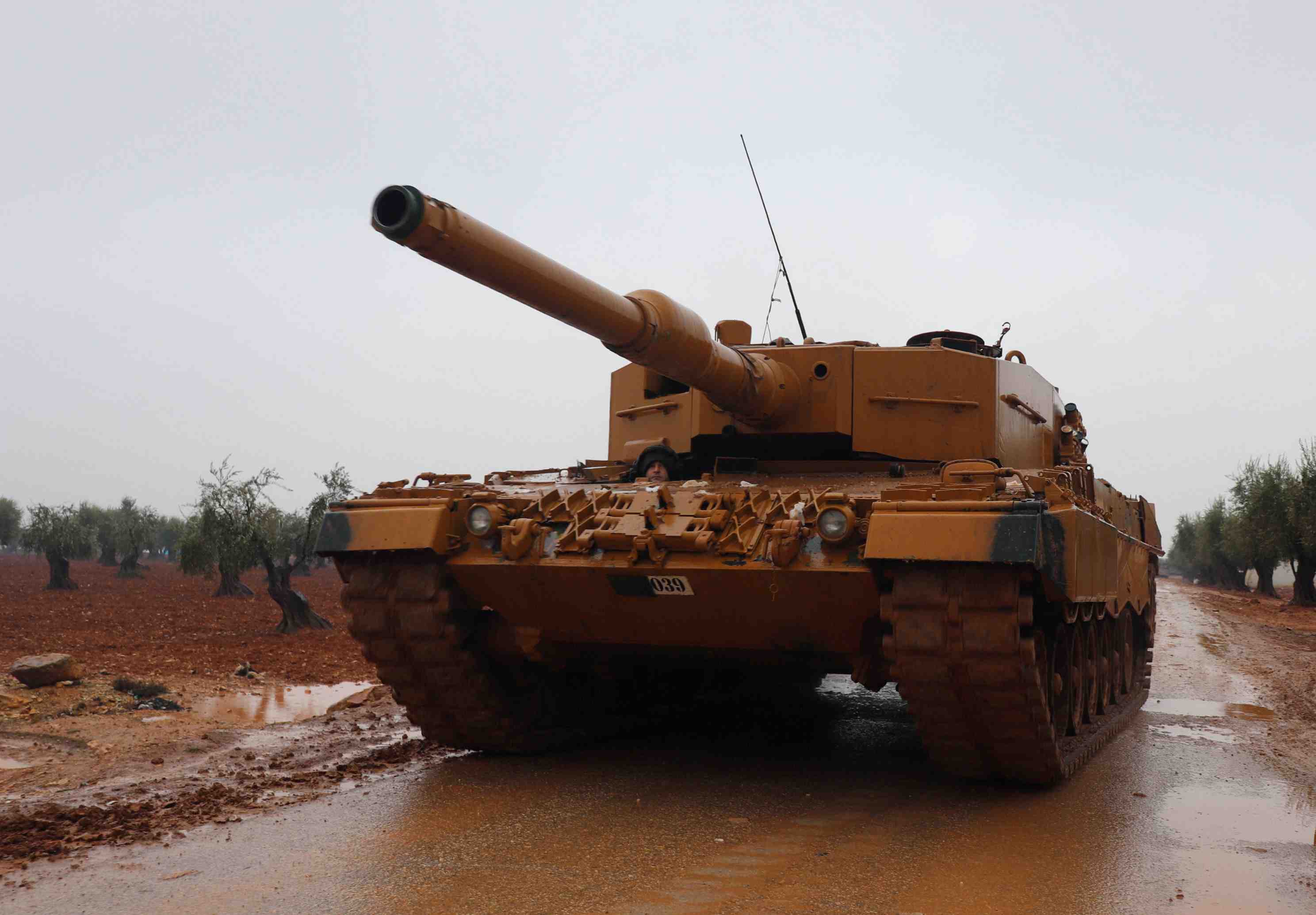 Ankara discute de la possibilite d'une offensive militaire en syrie