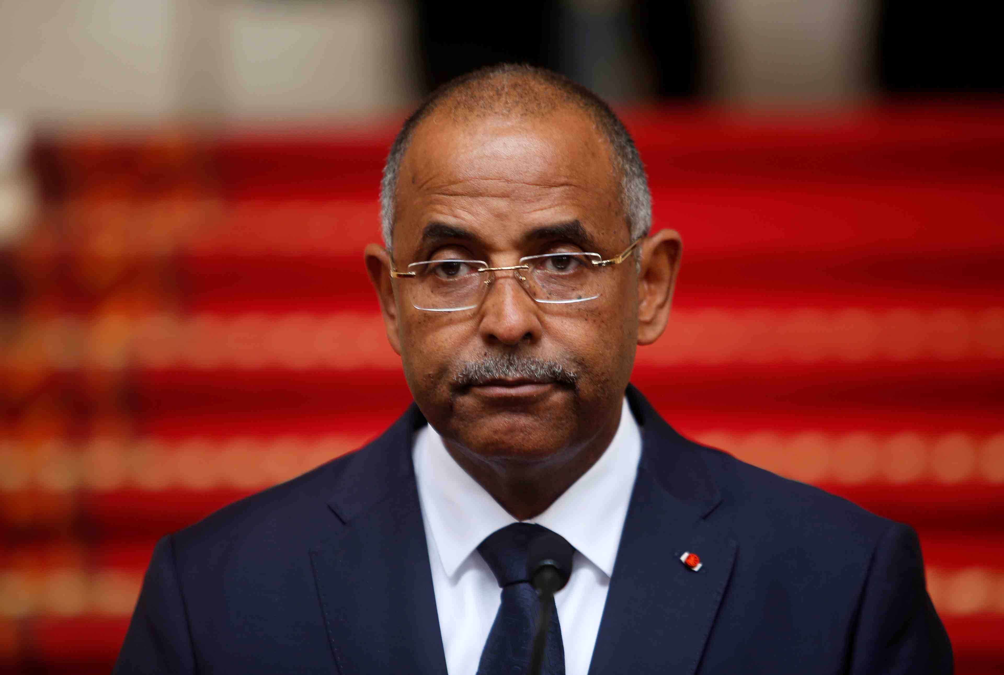 Le premier ministre ivoirien hospitalise a paris dans un etat de fatigue extreme