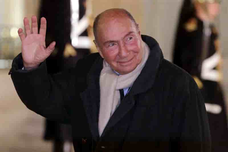 Serge Dassault se dit à la disposition de la justice