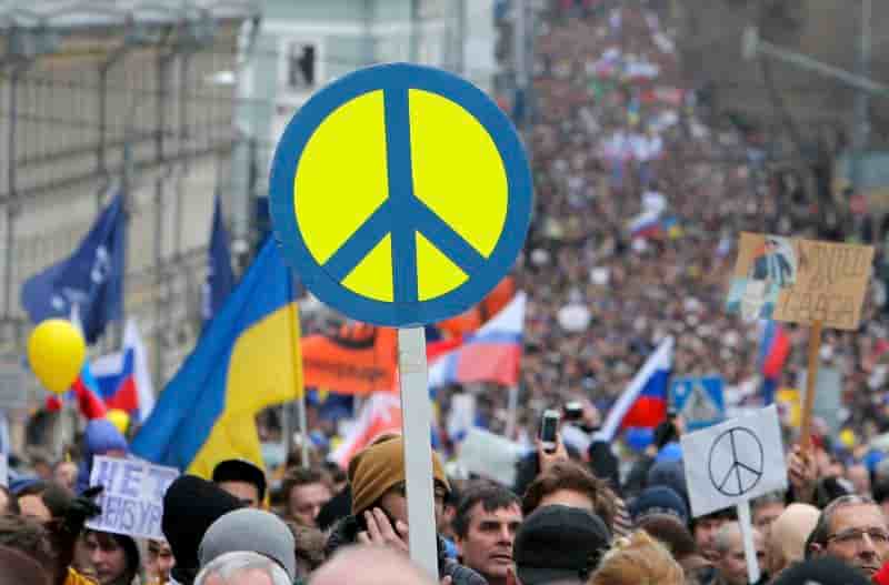 Manifestation à Moscou contre la politique de Poutine en Ukraine