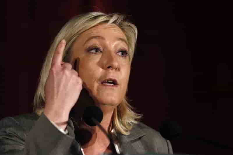 Les klarsfeld comparent l'ascension de le pen a celle de hitler
