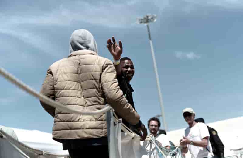 L'aquarius ne veut pas reconduire les migrants en libye