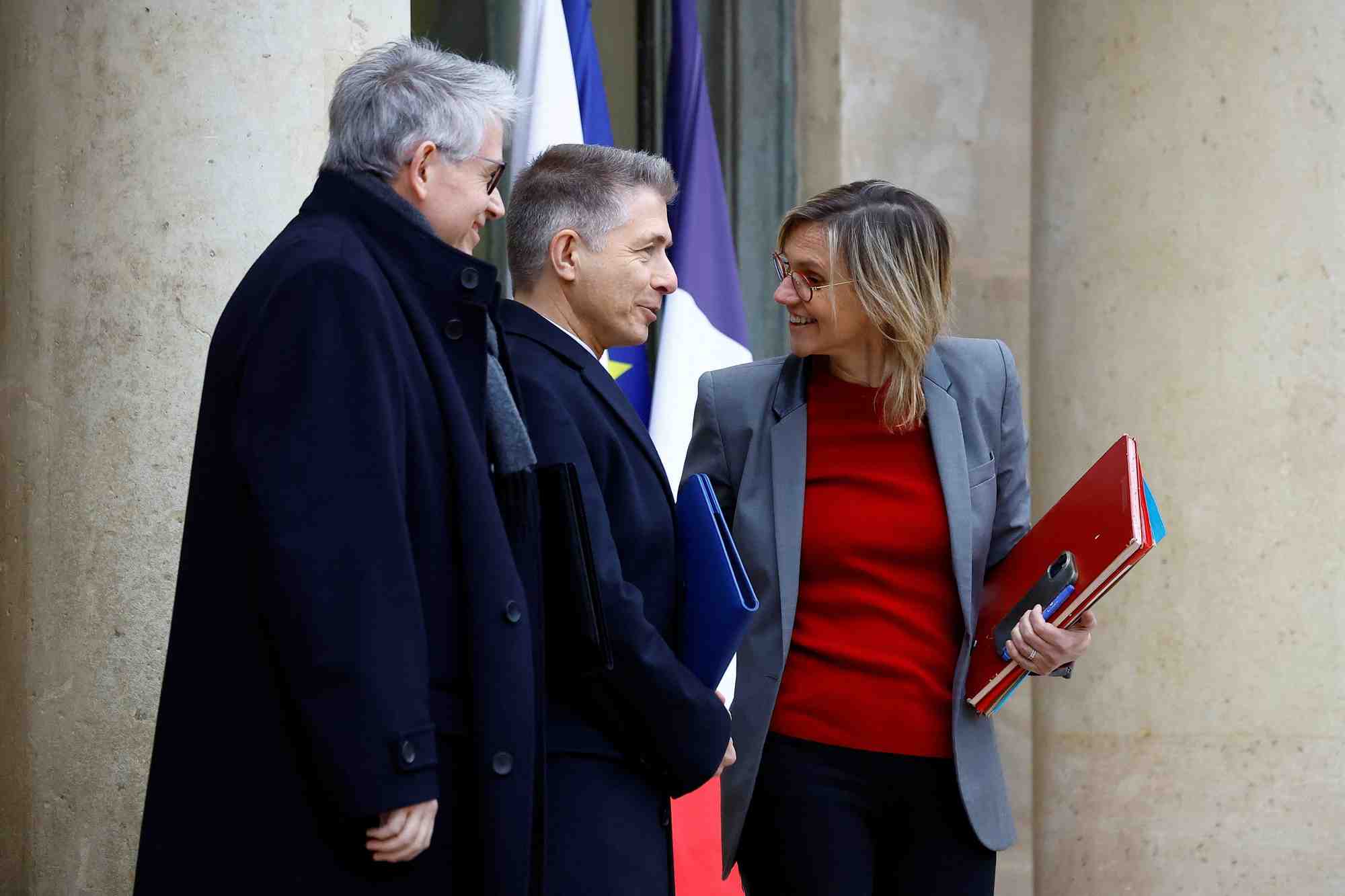 Conseil des ministres hebdomadaire du gouvernement francais sortant a l'elysee a paris