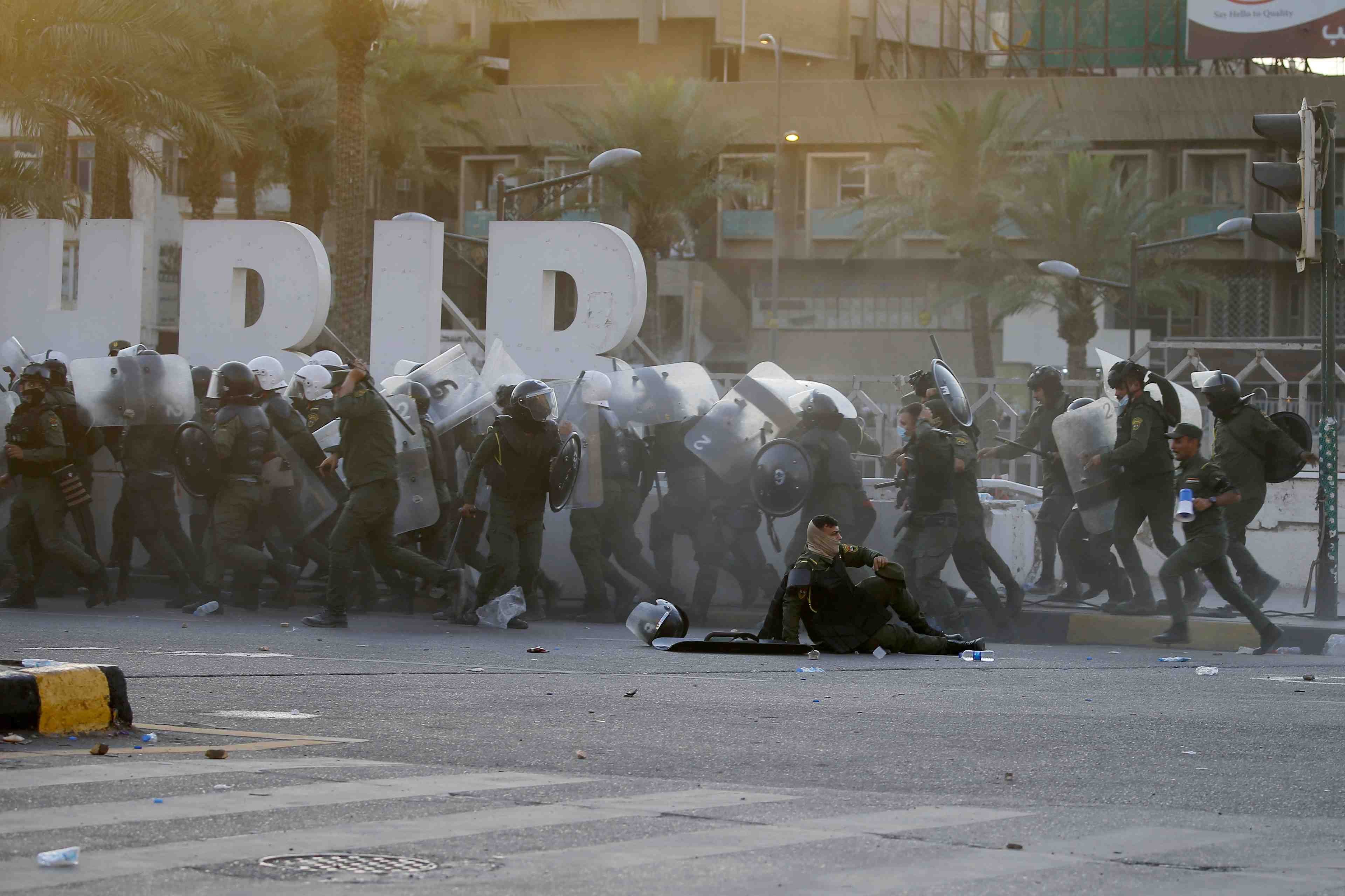 Irak: les usa indignes par la violence contre les manifestants, selon le departement d'etat