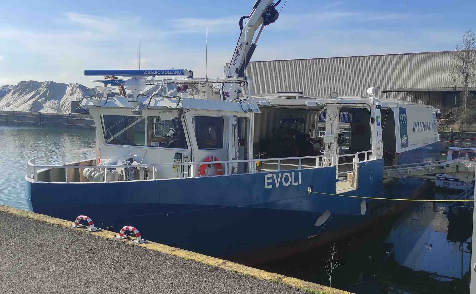 Evoli, premier bateau 100% électrique dédié au transport logistique fluvial sur le Rhône et la Saône.