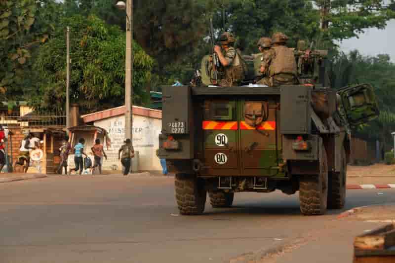 La france devrait ramener sangaris autour de 300 hommes