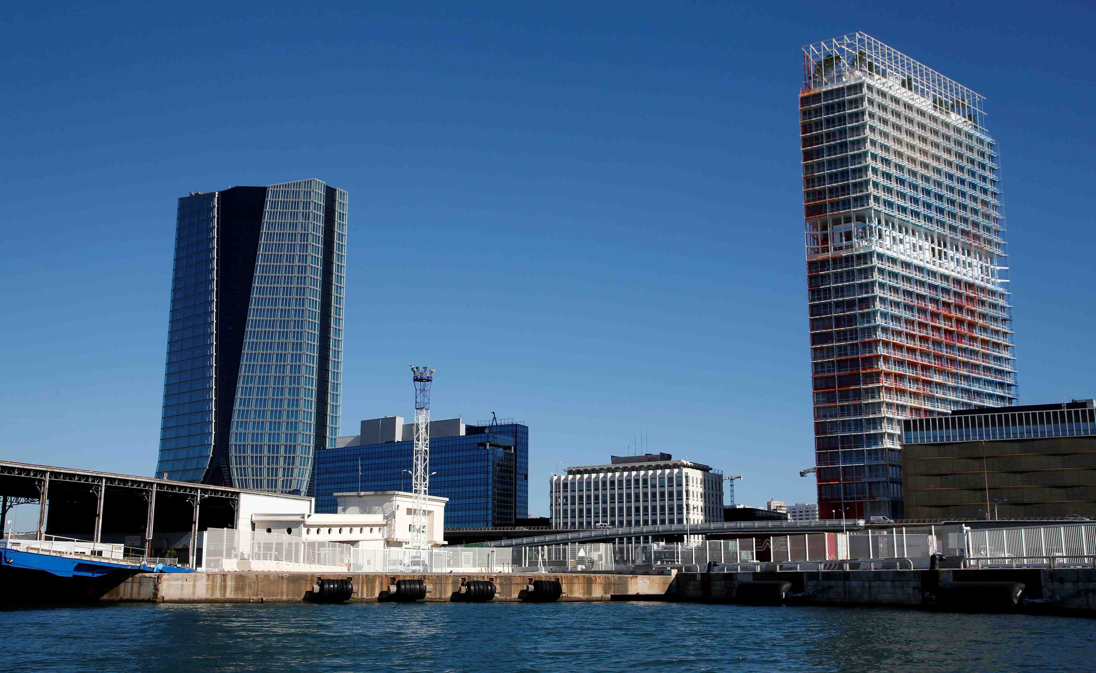 Marseille va inaugurer la deuxieme tour de sa future "skyline"