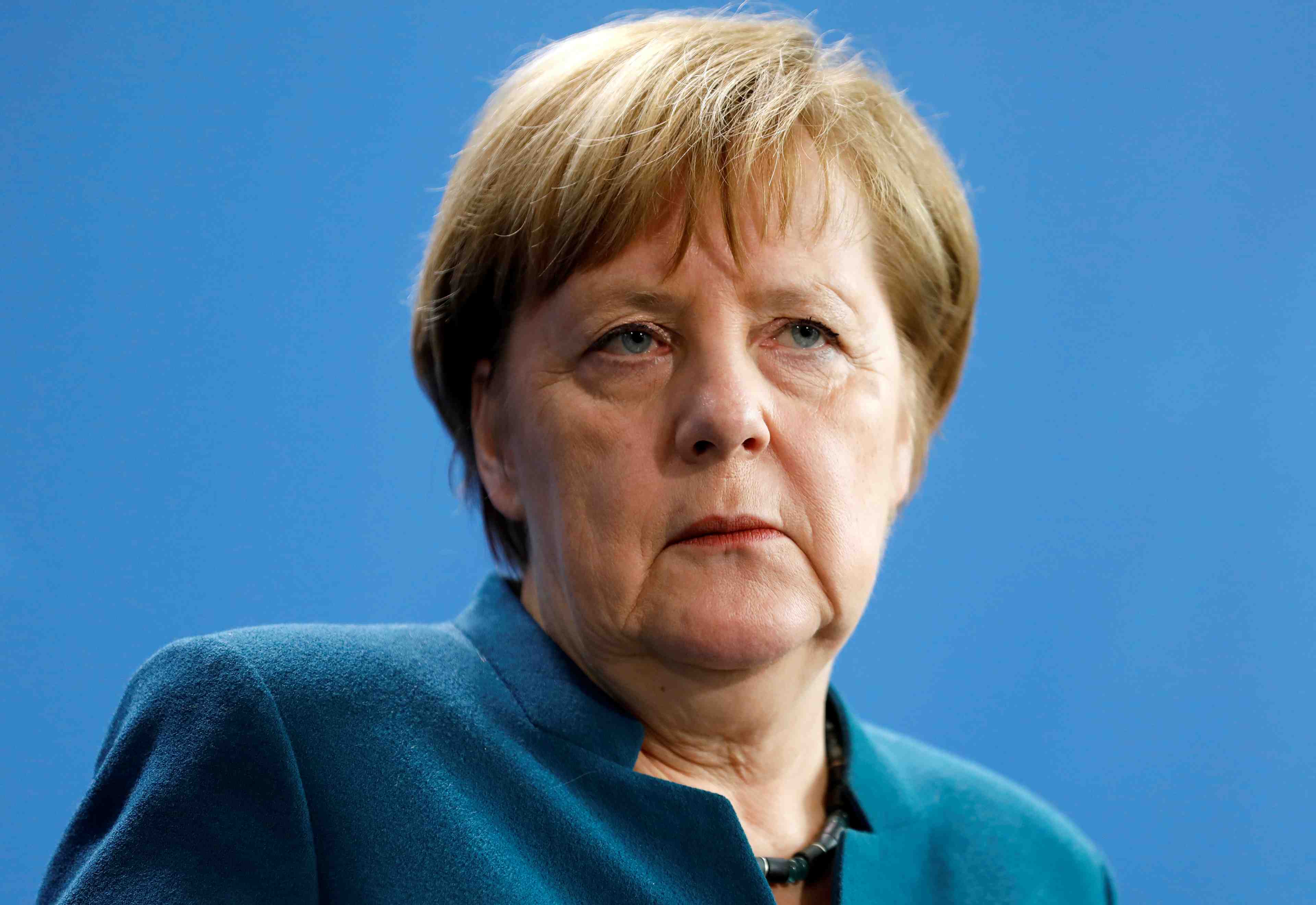 Contredisant trump, merkel estime que l'ei n'a pas ete defait