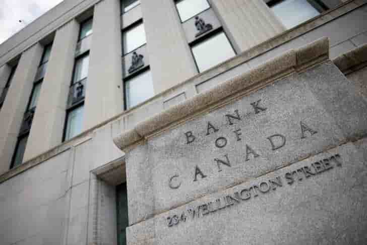La banque du canada laisse entrevoir une hausse de taux en 2022