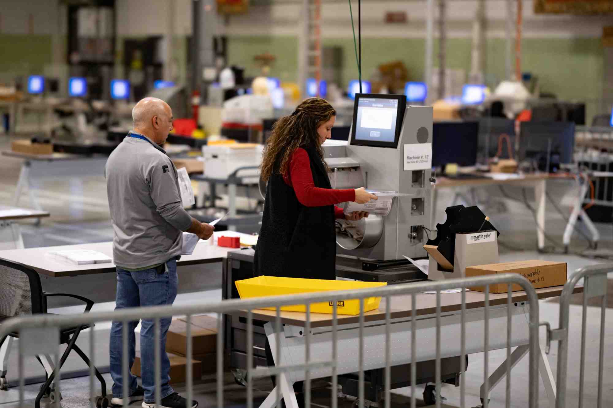 Depouillement des bulletins de vote des elections de mi-mandat de 2022 a philadelphie
