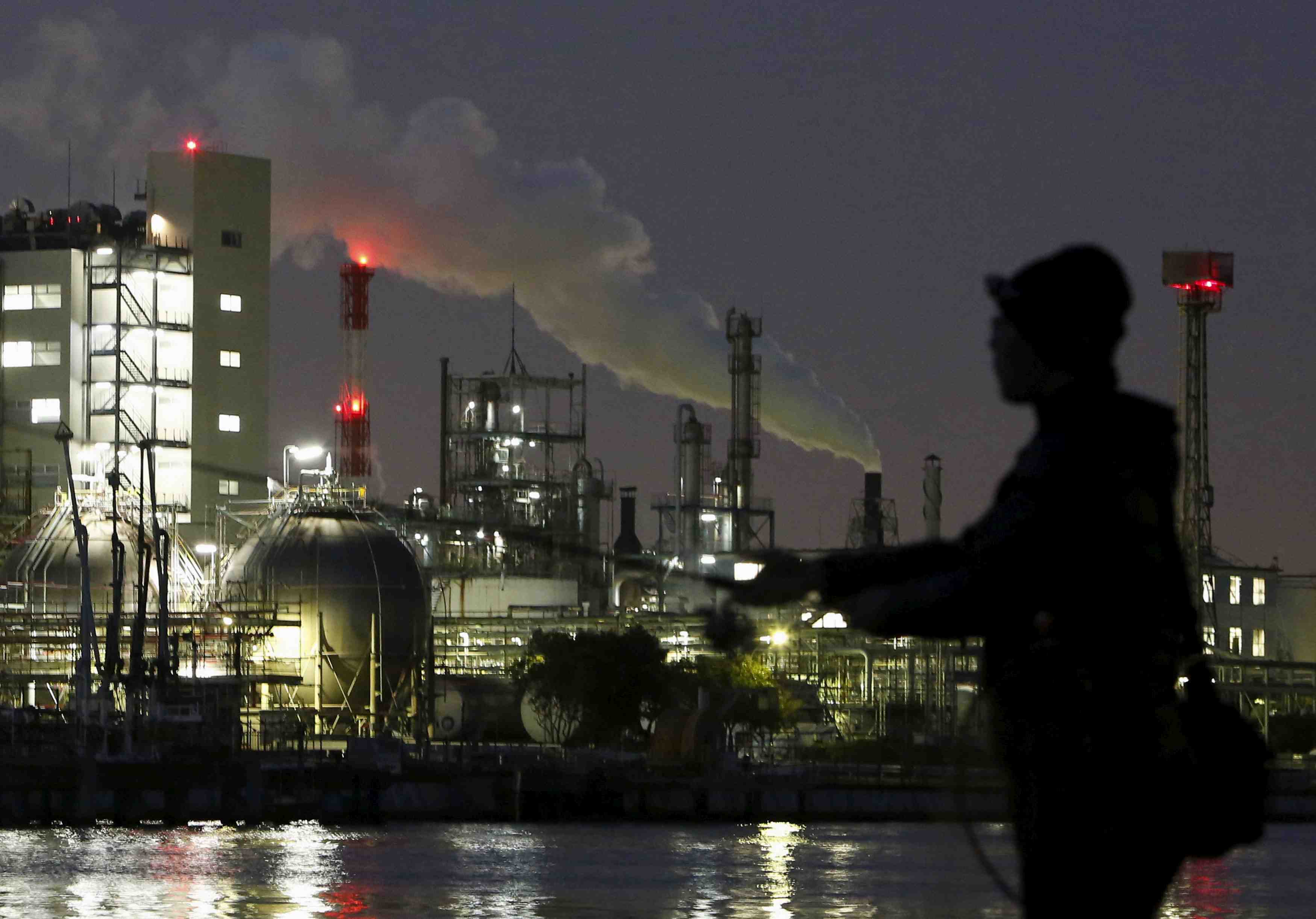 Forte contraction de l'activite manufacturiere au japon