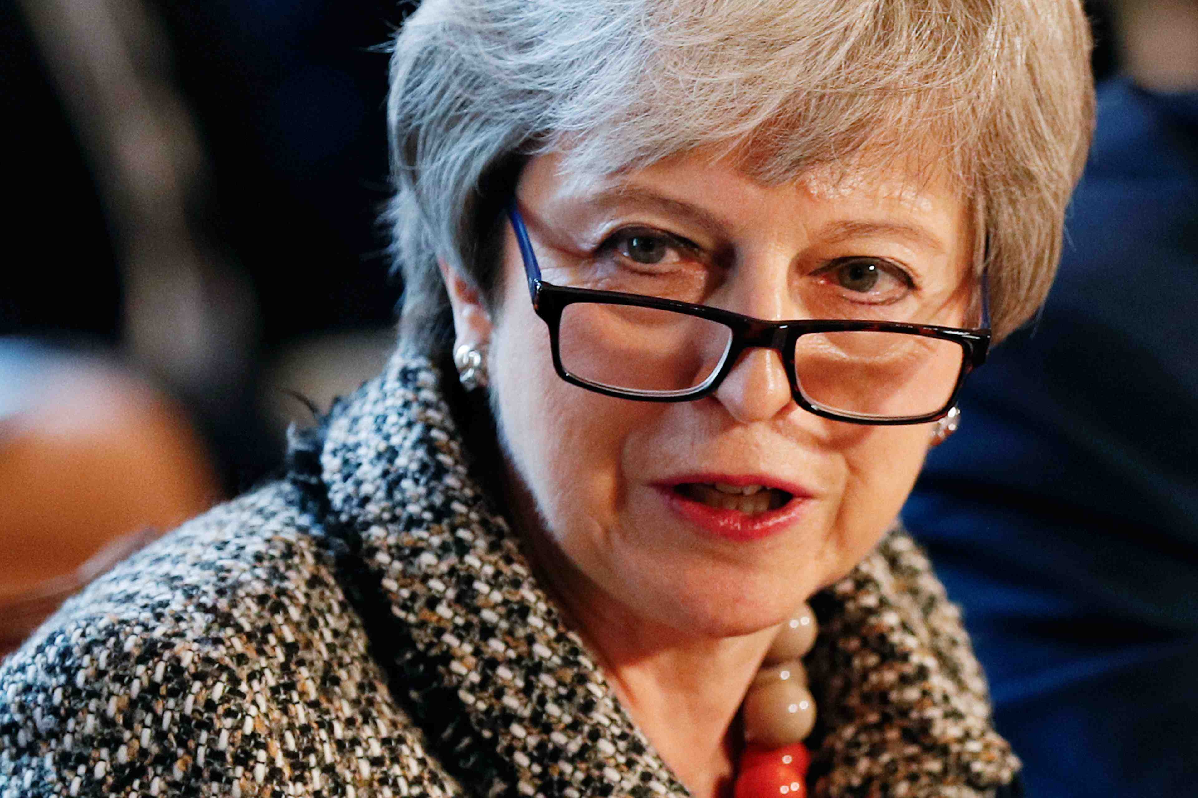 May cherche des solutions a la violence par arme blanche