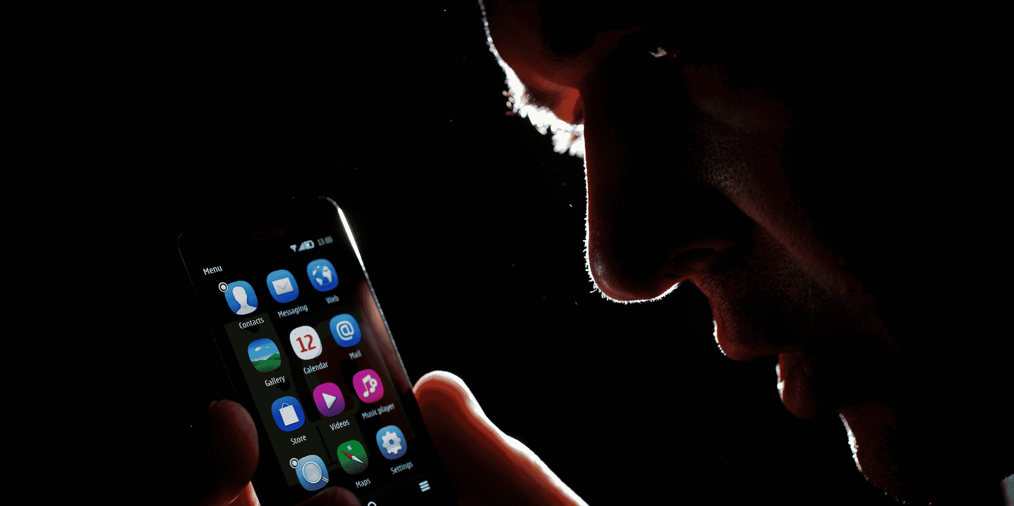 Selon la Fédération française des télécoms (FFT), « le ralentissement ou parfois la mise à l’arrêt de la production en Chine est évidement susceptible d’avoir des impacts sur la disponibilité des smartphones ».