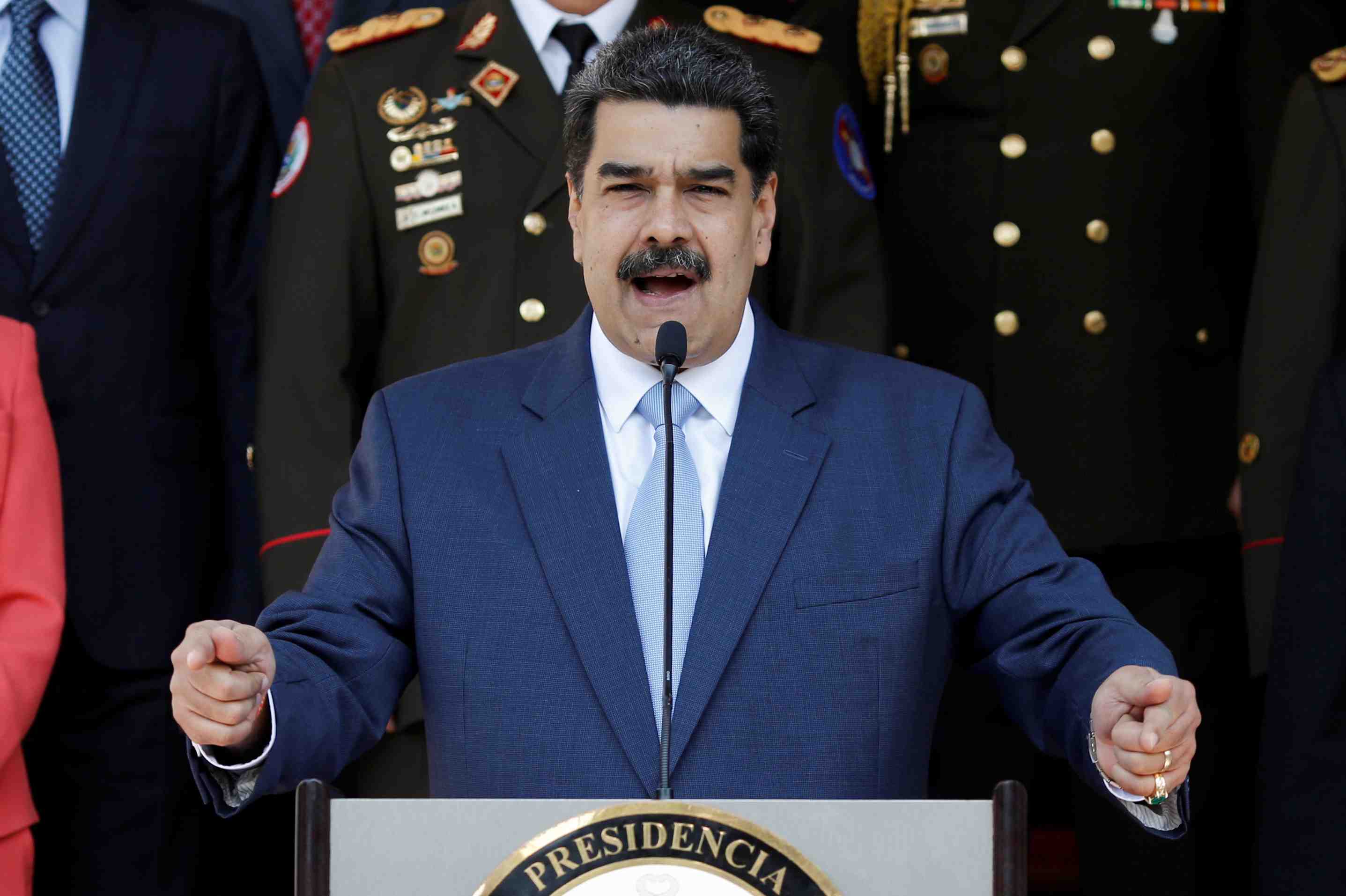 Le venezuela dit detenir deux "mercenaires" us apres une incursion ratee