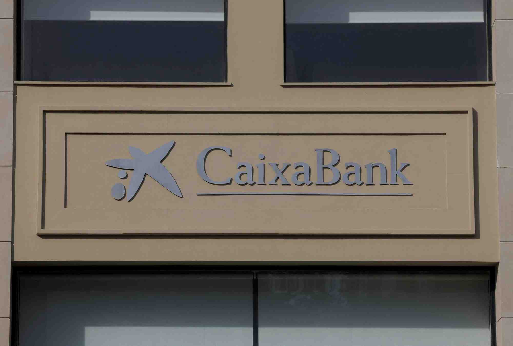 Le logo caixabank
