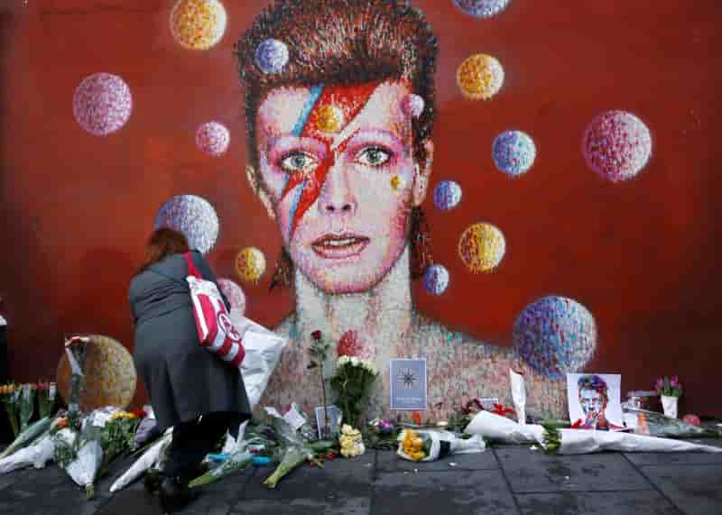 Les cendres de david bowie devraient etre dispersees a bali