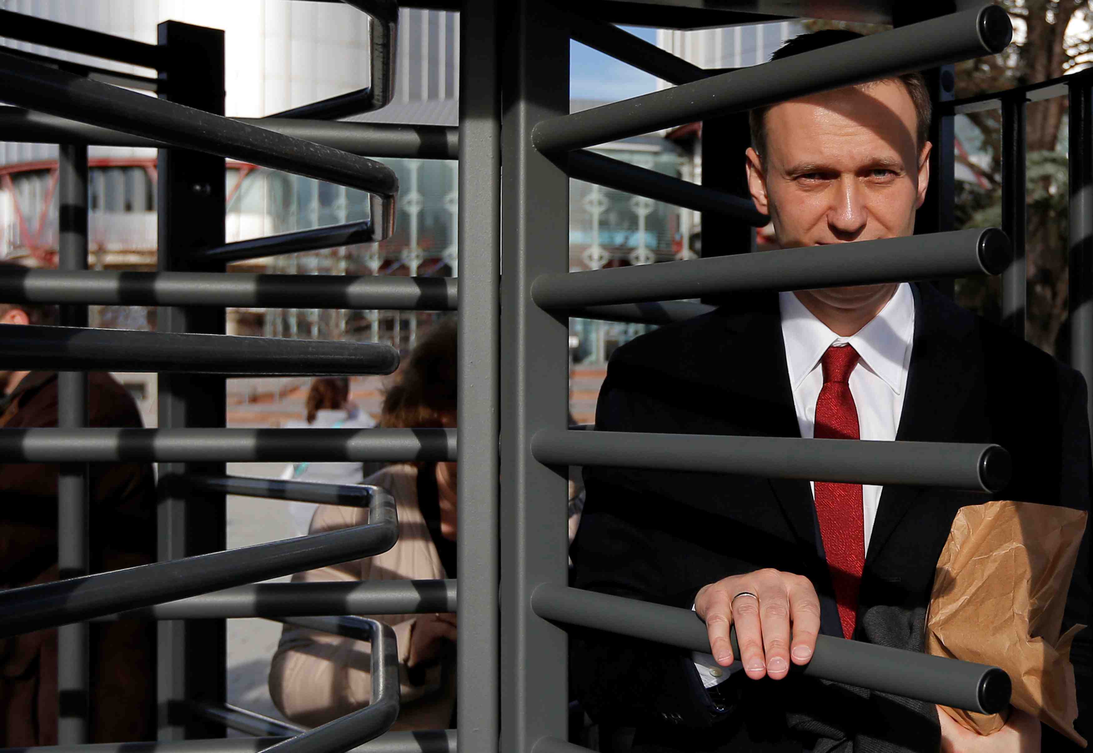 L'opposant russe alexei navalny convoque pour interrogatoire