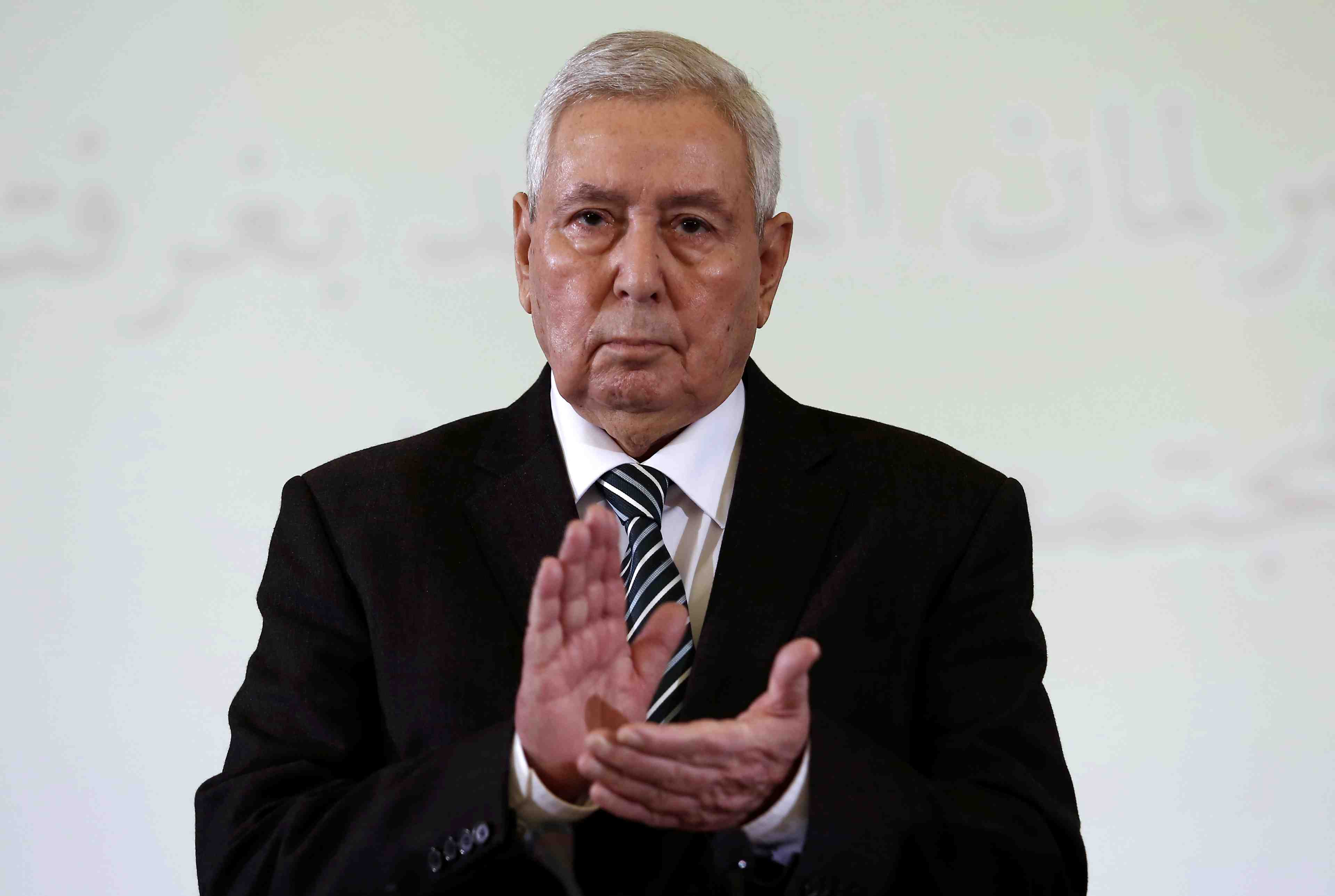 Algerie: commission pour superviser le dialogue, la presidentielle