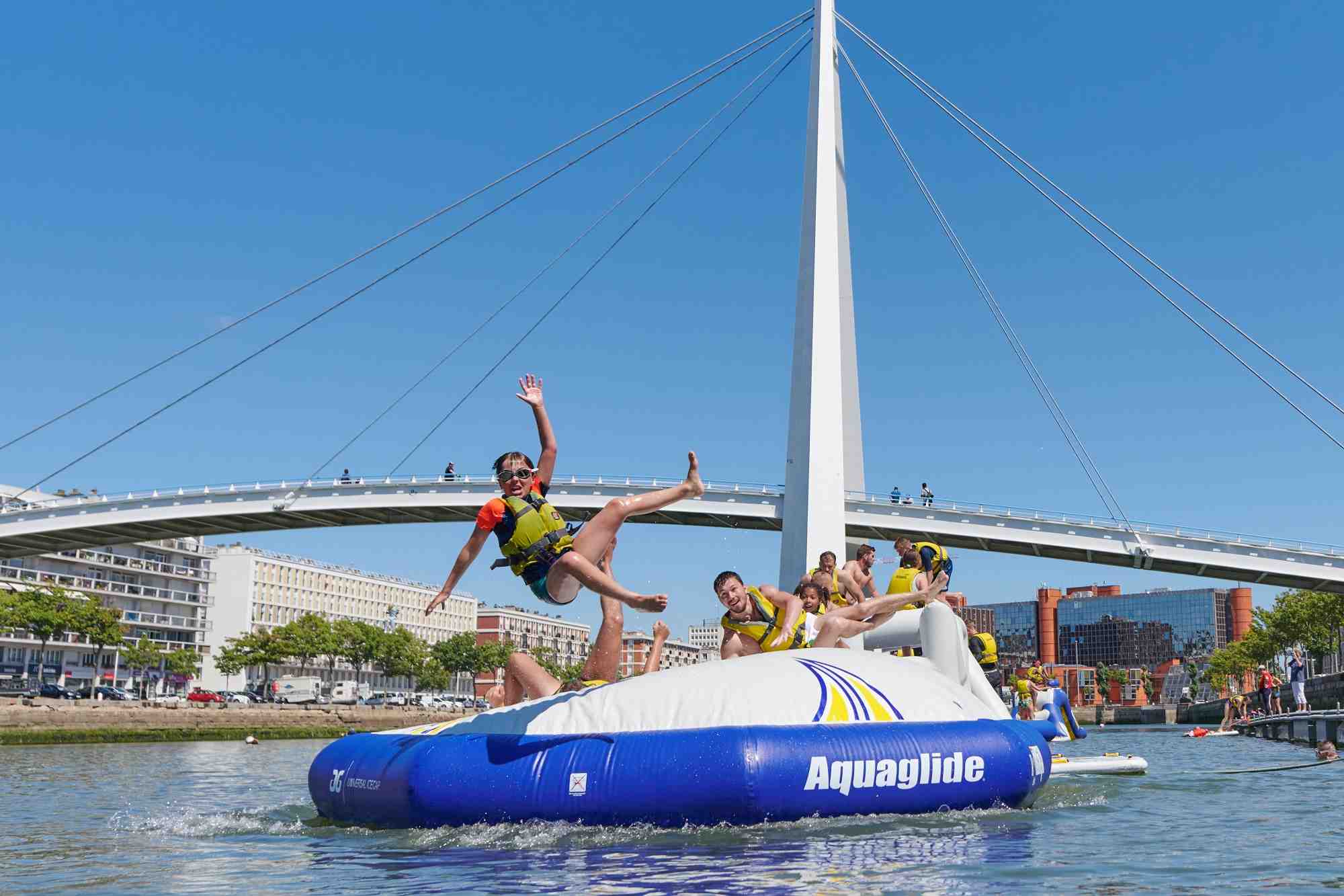 A l'initiative de l'Entente de l'axe Seine, Rouen et Le Havre ont organisé un événement de baignade dans la Seine en juillet dernier. Ici dans le bassin du commerce au Havre