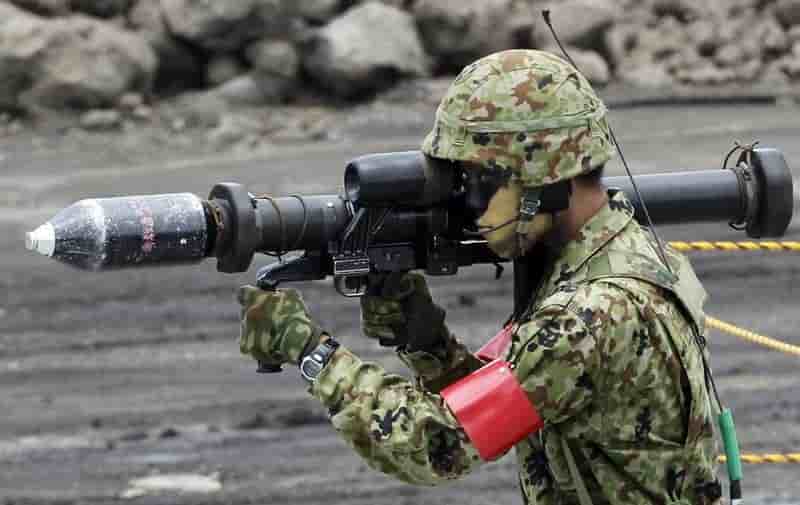 Le Japon assouplit l'encadrement des exportations d'armes
