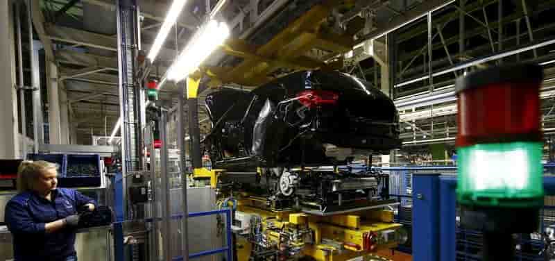 Allemagne: marche auto +13% grace a plus de jours ouvrables