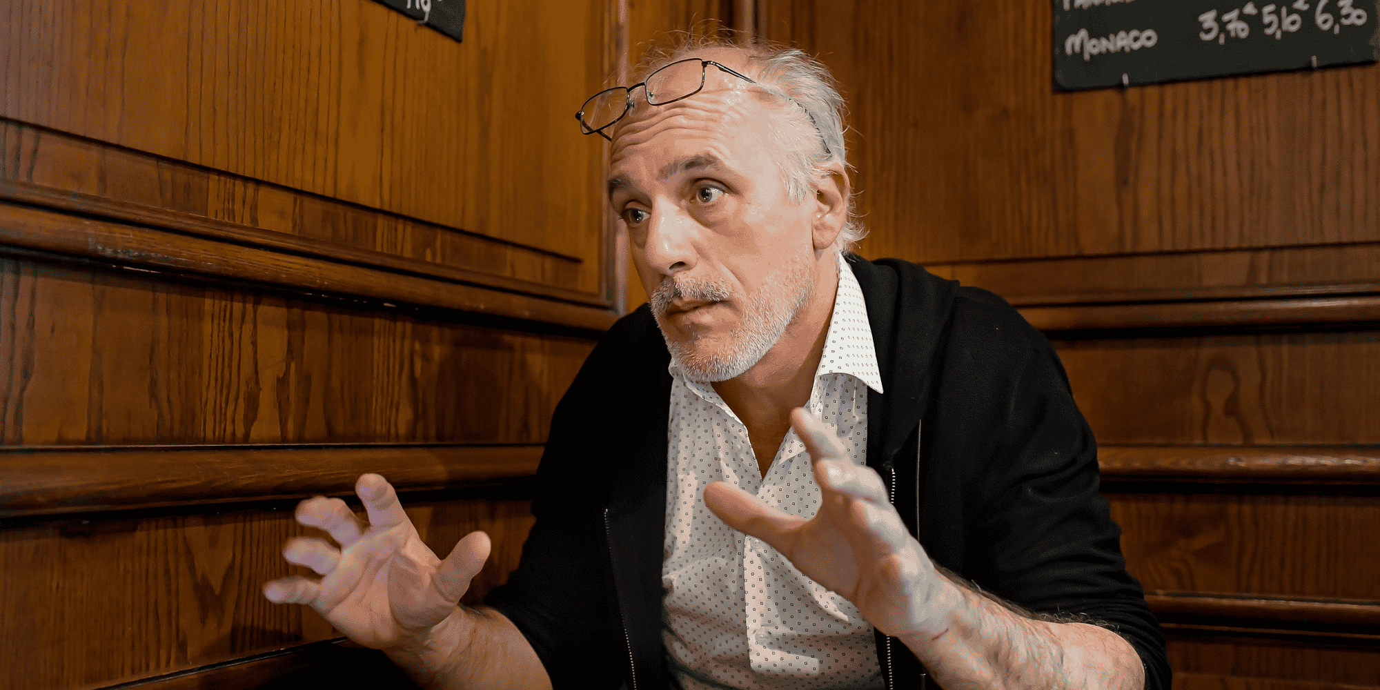 Philippe Poutou mène la liste Bordeaux en luttes qui réunit le NPA, la France insoumise et des Gilets jaunes.