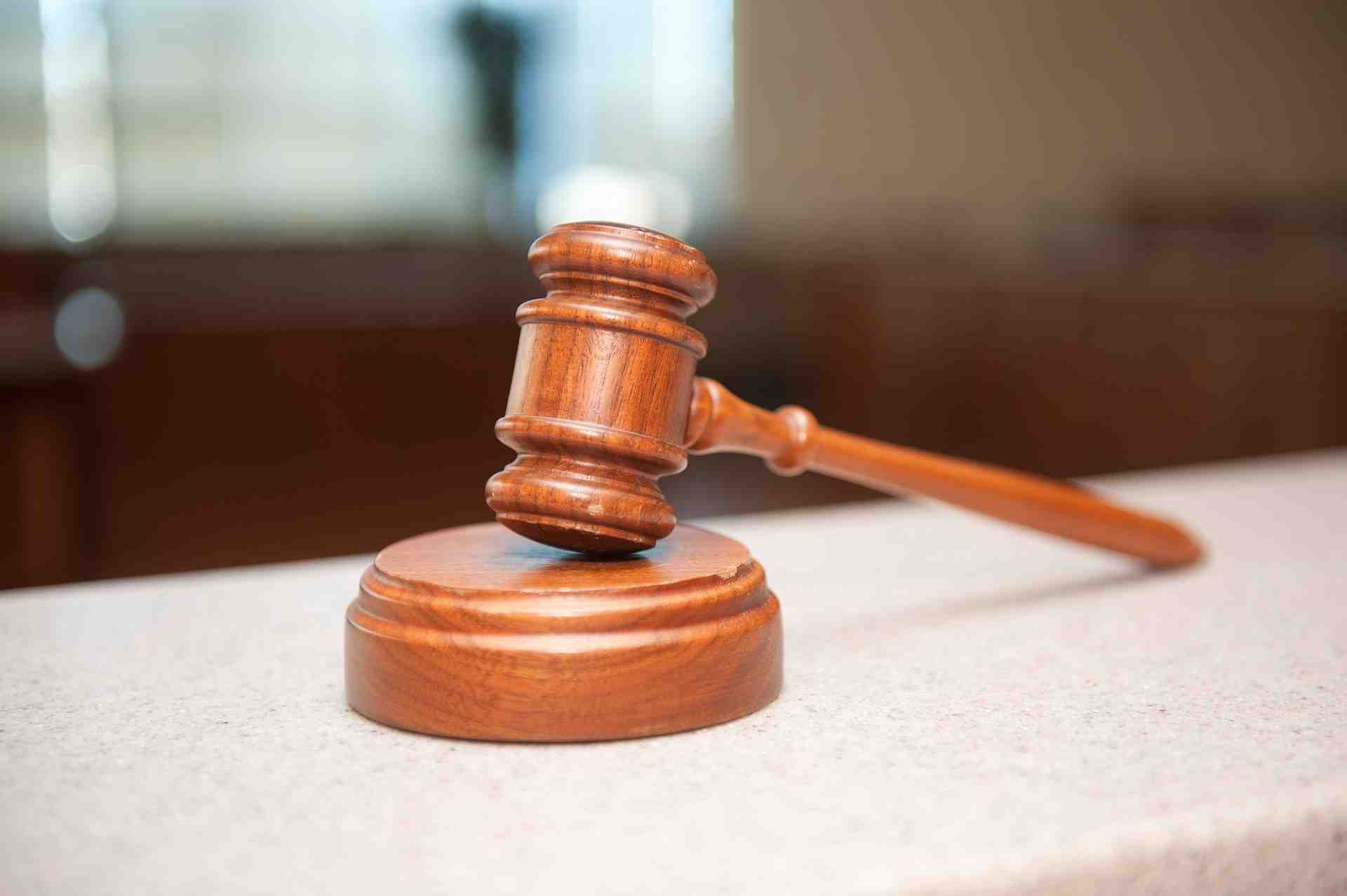 Justice, juge