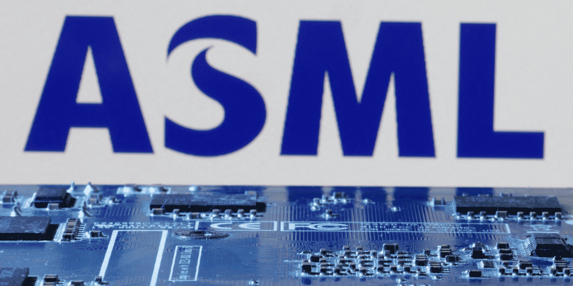 Au deuxième trimestre, le chiffre d'affaires d'ASML a atteint 6,2 milliards d'euros et son bénéfice net 1,6 milliards d'euros.