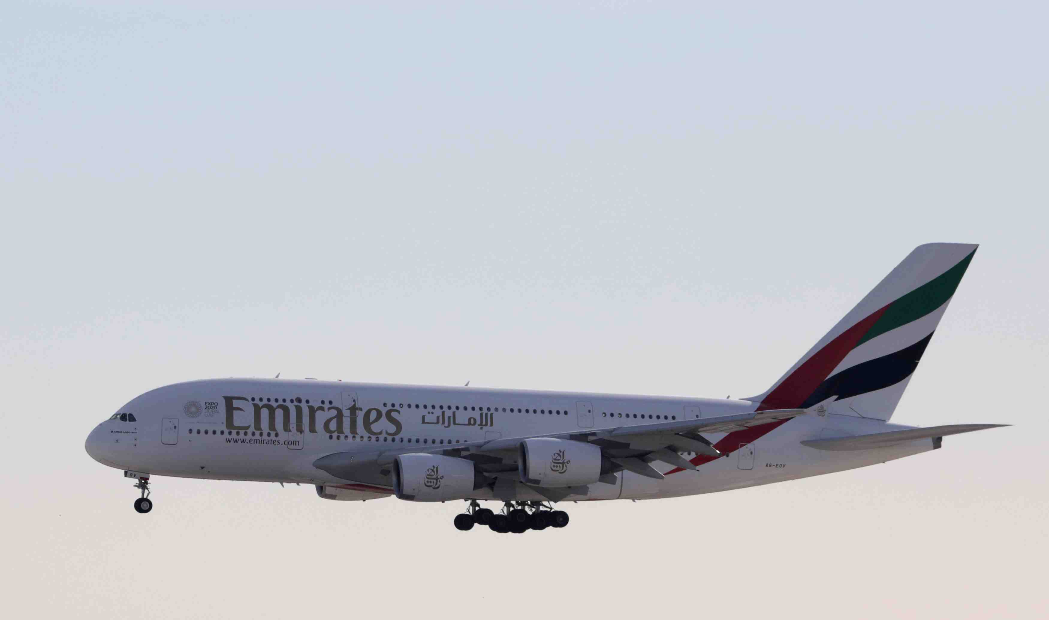 Emirates confirme une commande vitale d'airbus a380
