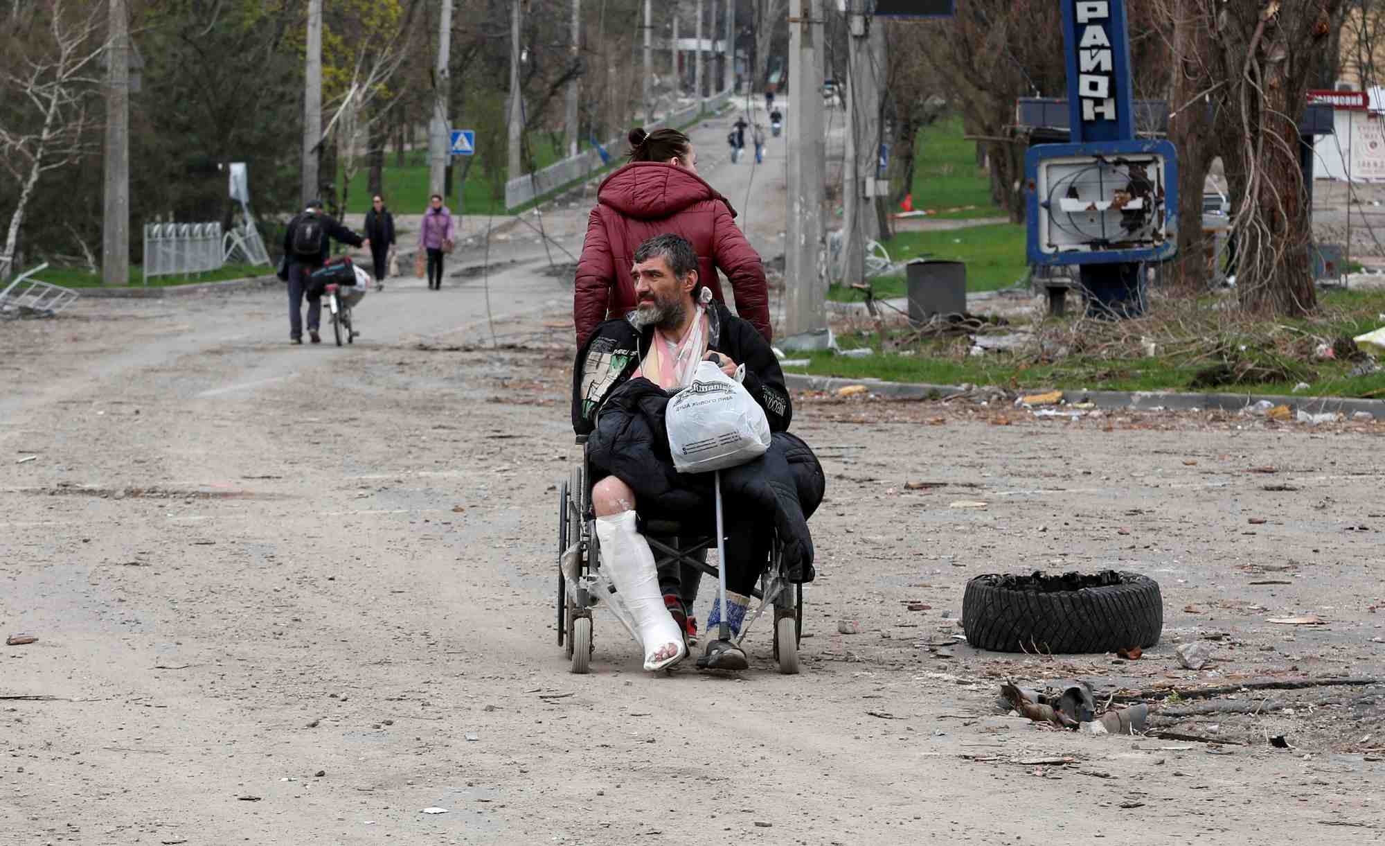 L'armee russe attaque "sur tous les fronts" dans l'est de l'ukraine