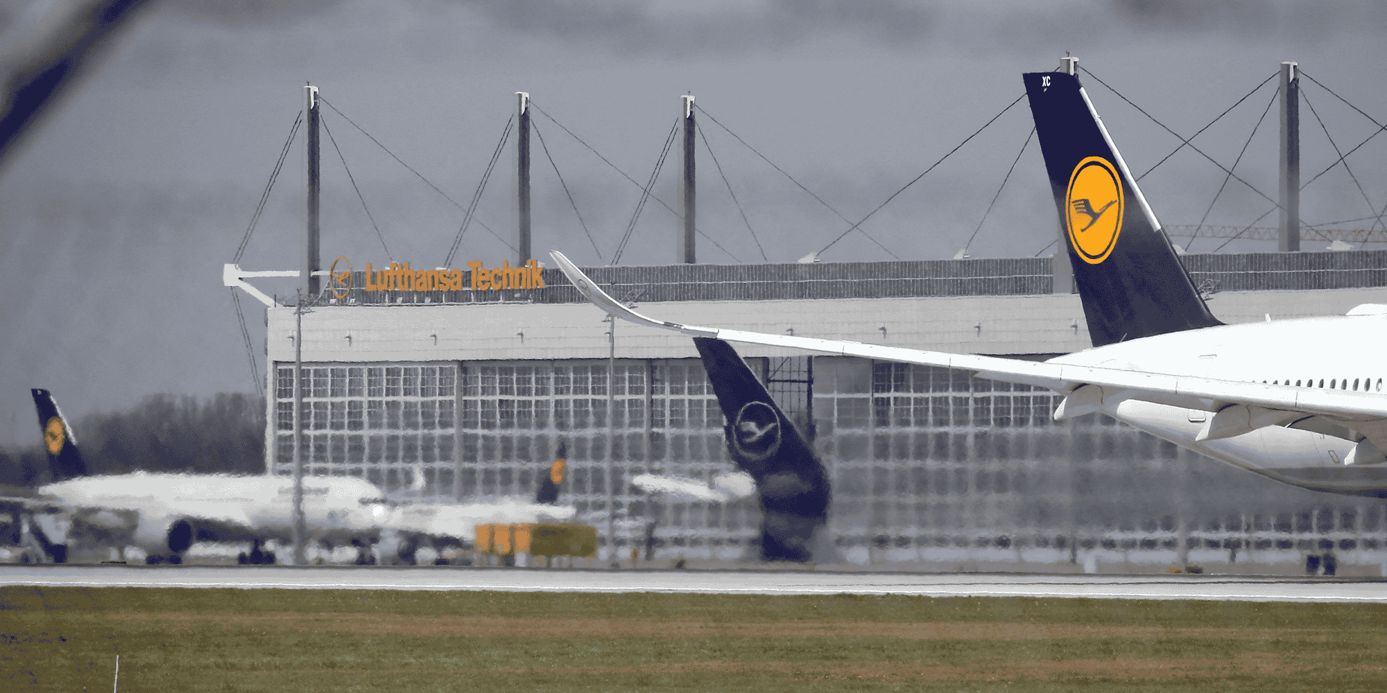 Reste que les carburants synthétiques devraient rester une technologie de transition. Les industriels du secteur planchent en effet déjà sur le stade suivant de décarbonation, à savoir less avions volant à l'hydrogène.