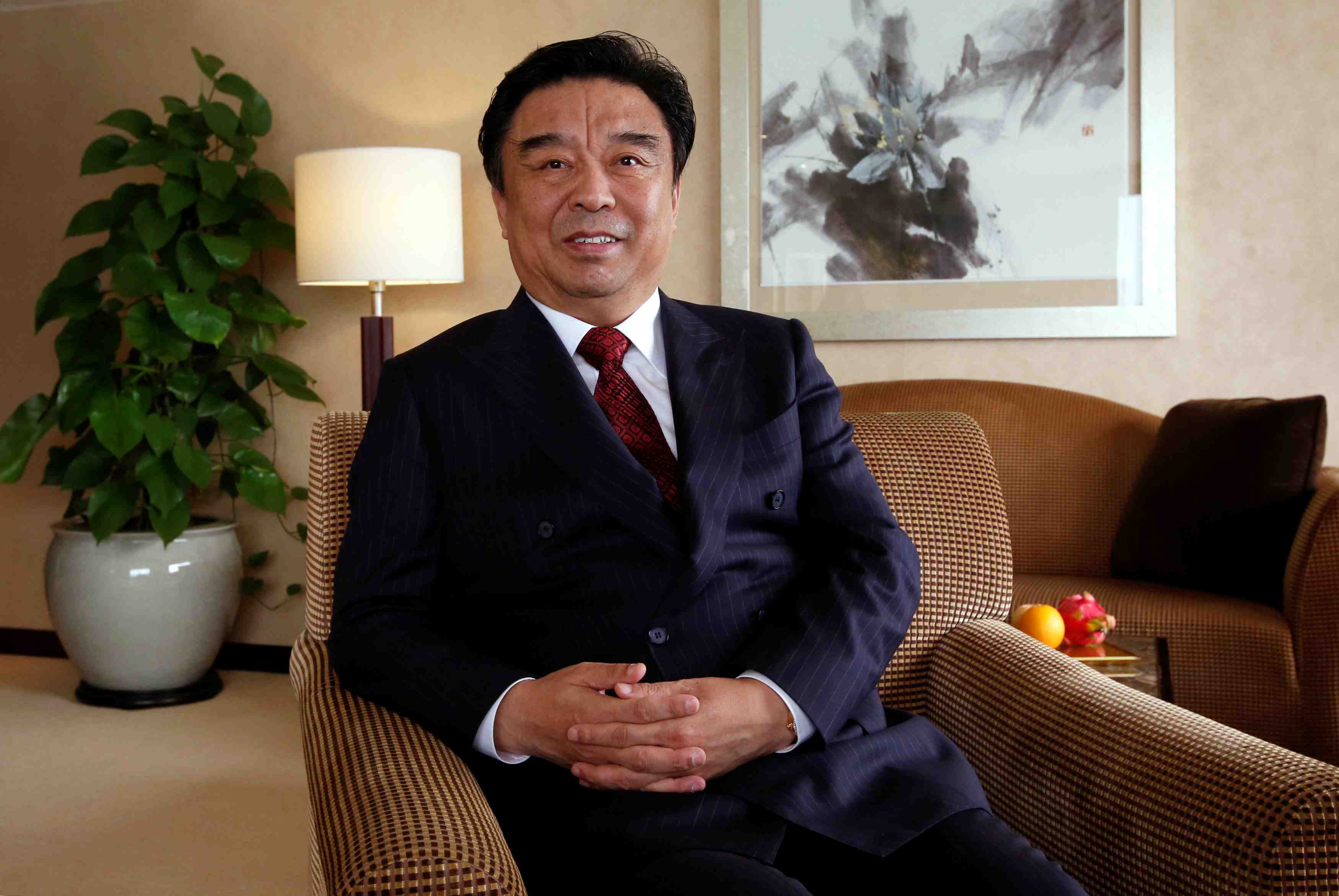 Sur les brisees de lvmh, le chinois ruyi cherche des acquisitions