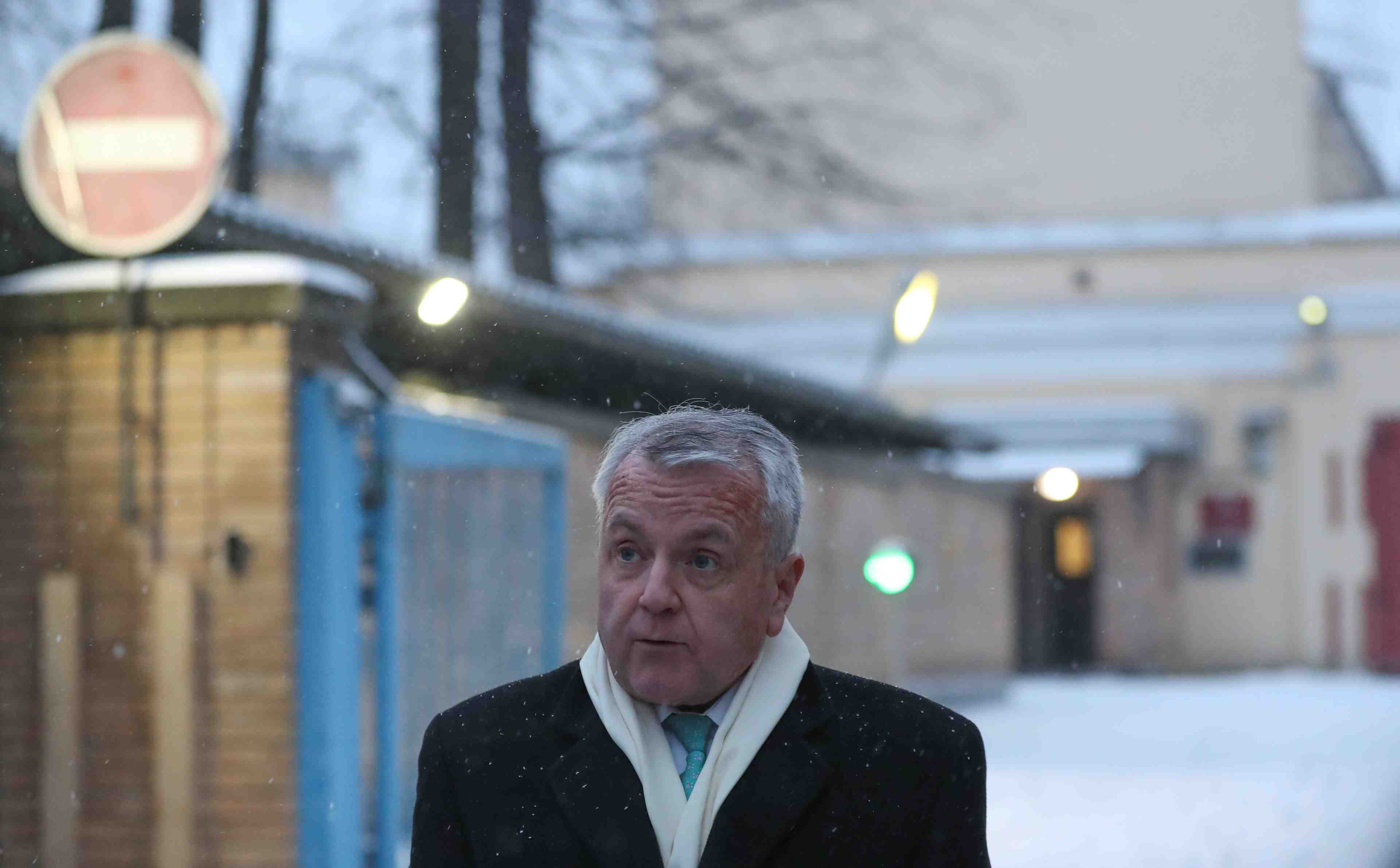 L'ambassadeur americain en russie retournera a washington pour consultations, selon ria