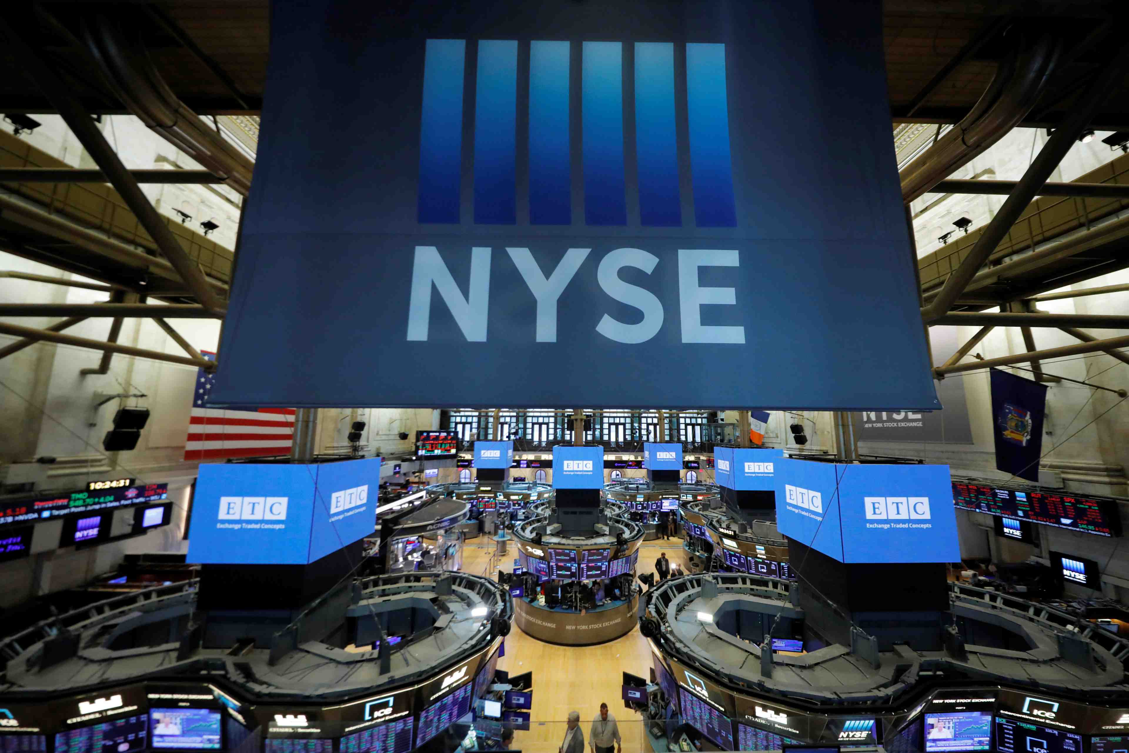 Wall street ouvre en ordre disperse