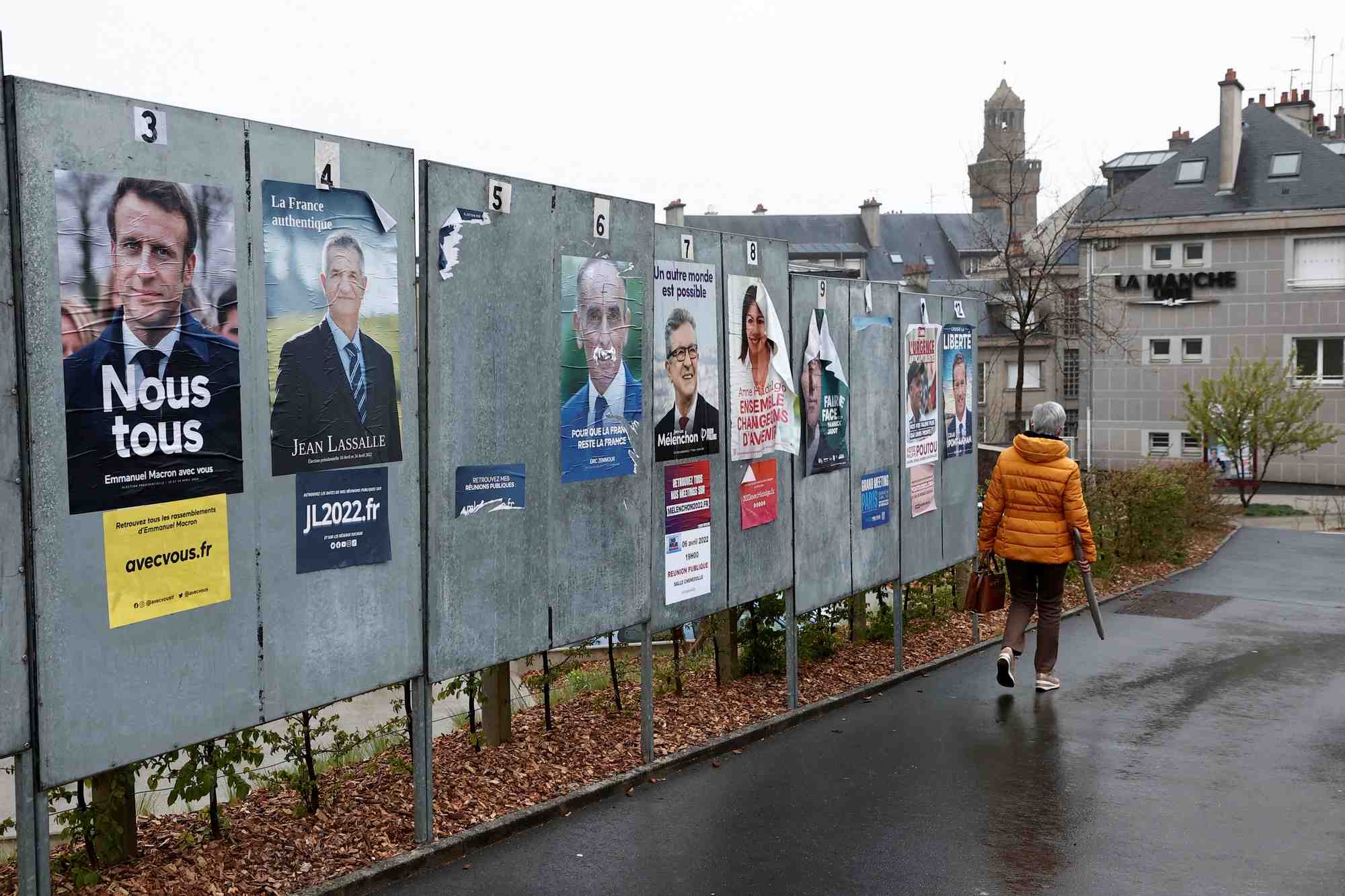 En normandie, la colere contre macron ouvre la porte aux extremes