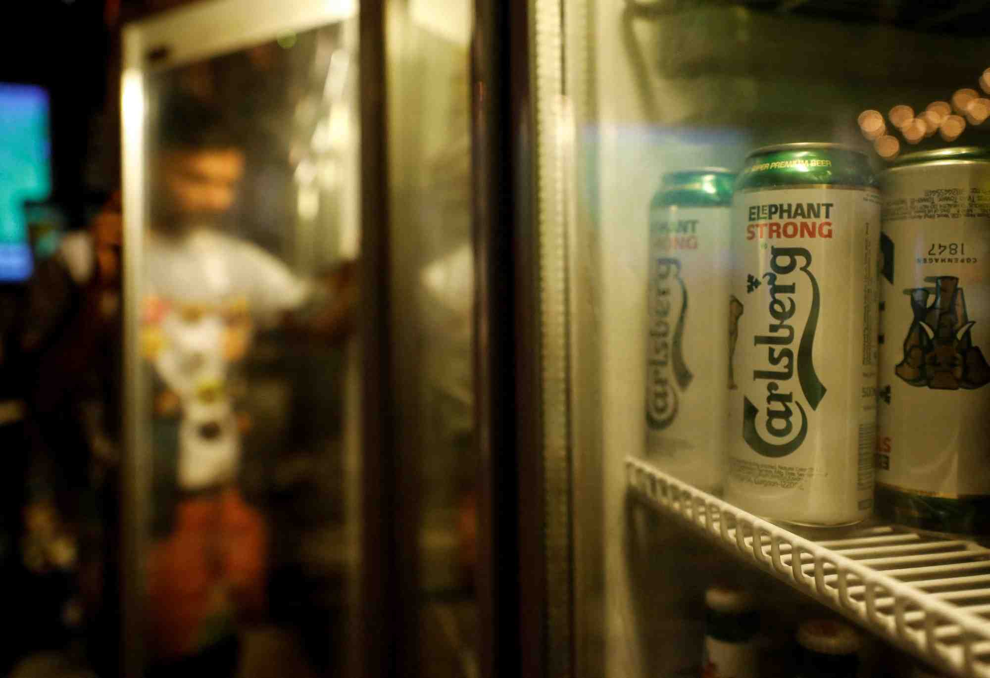 Carlsberg: les ventes de biere dopent le 1er trimestre, l'impact de la guerre reste limite