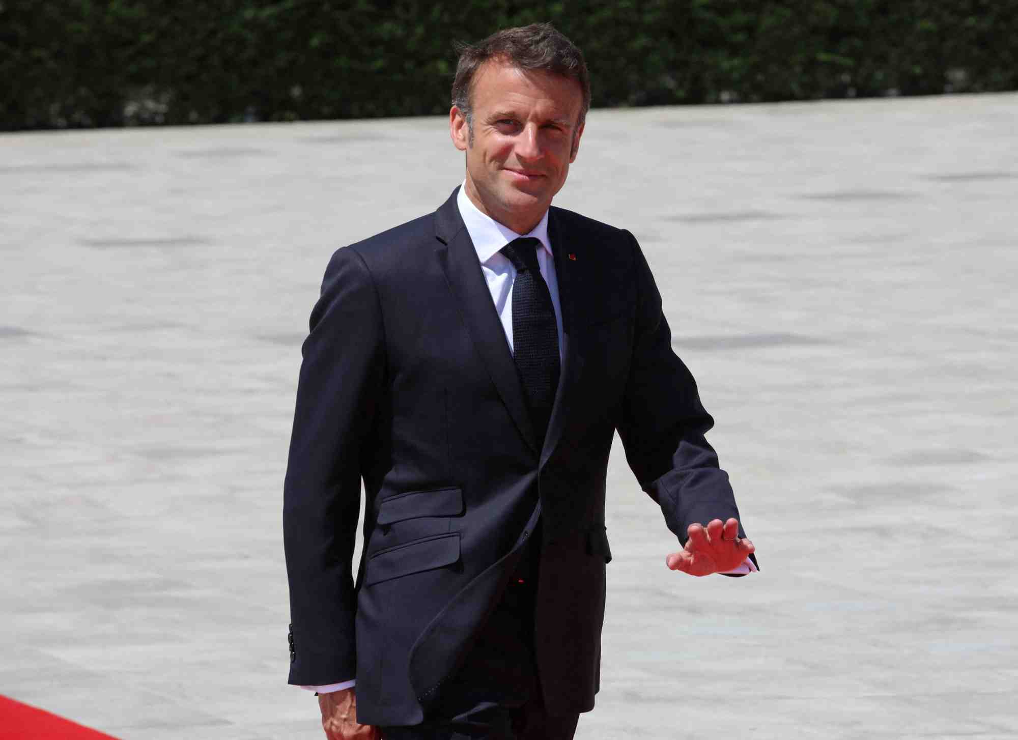 Emmanuel macron a bulboaca, en moldavie