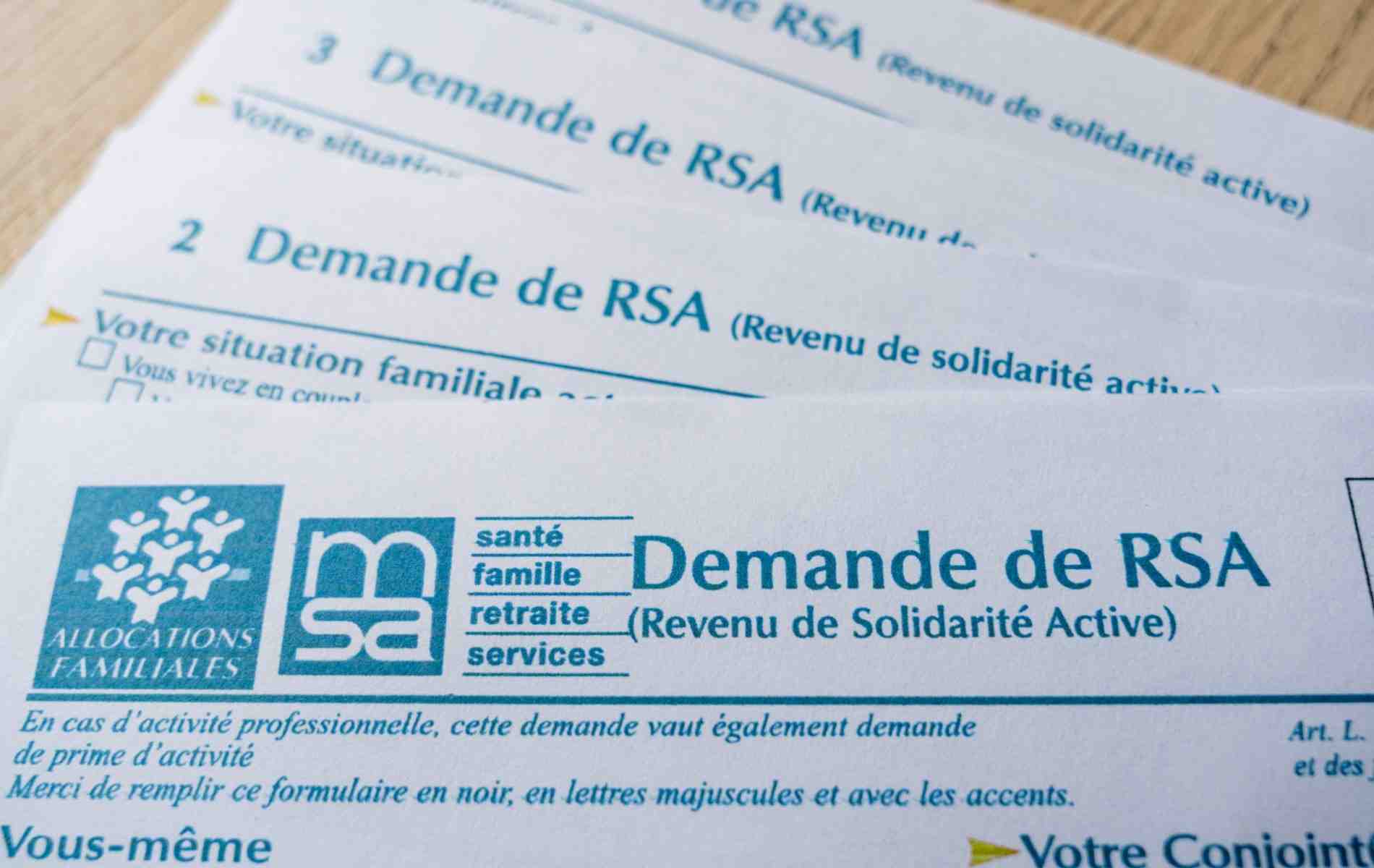 À partir de ce mercredi, les départements devront s’acquitter seuls, c’est-à-dire sans compensation de l’État, du financement des prestations sociales.