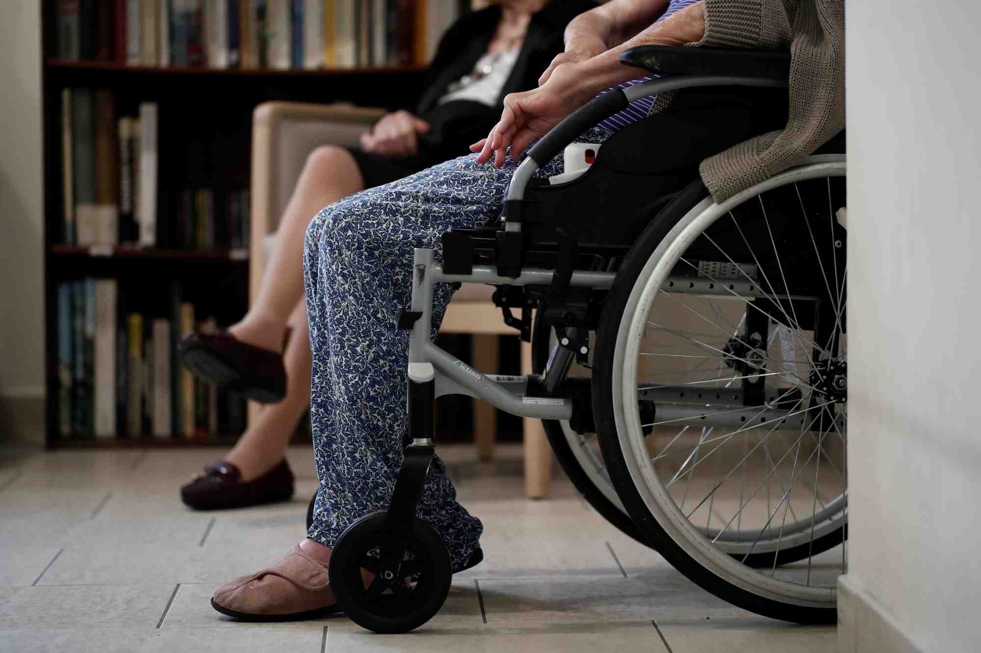 France: le conseil d'etat autorise certaines sorties de residents d'ehpad