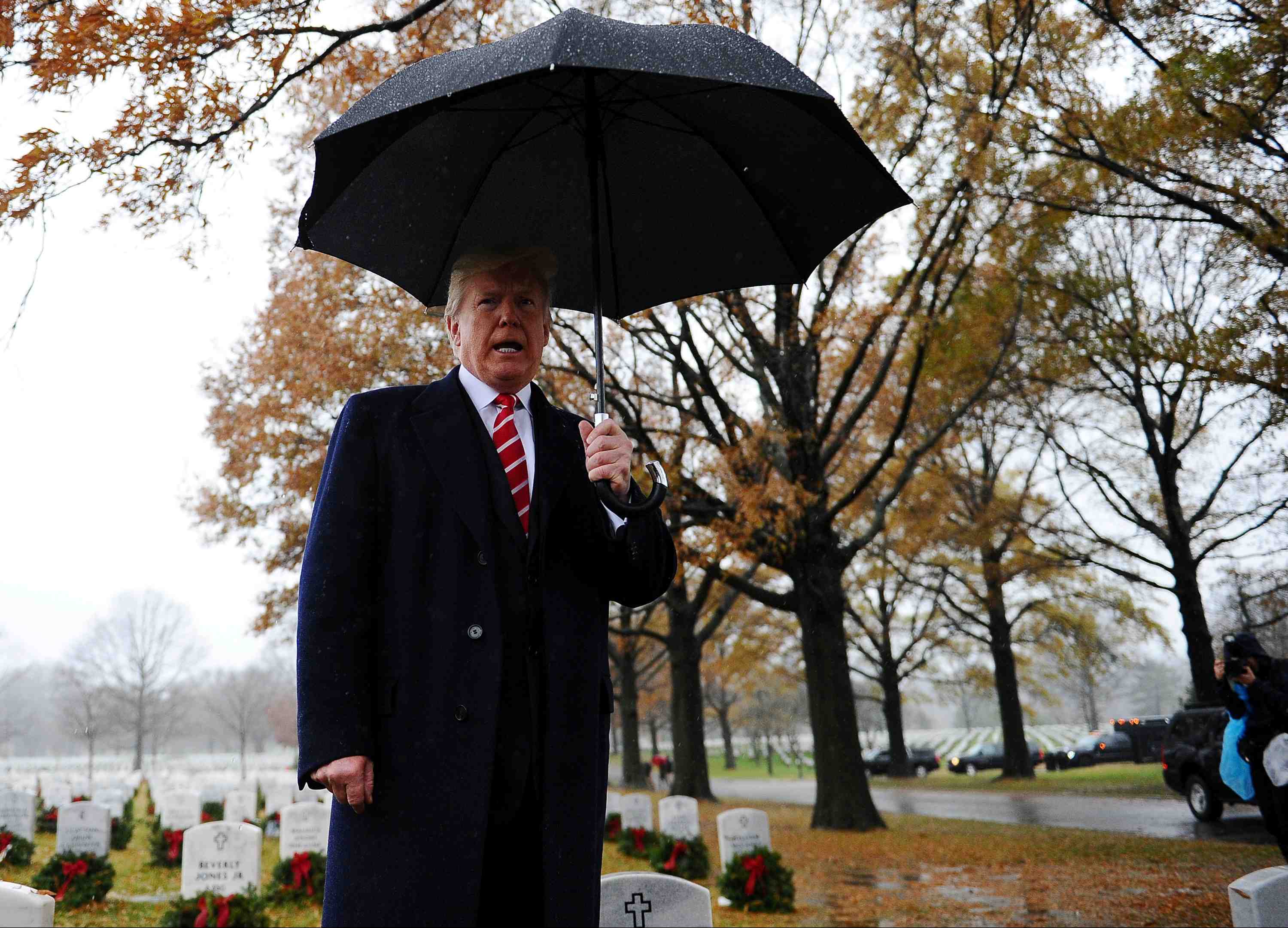 Trump reproche a la fed d'envisager une autre hausse de taux